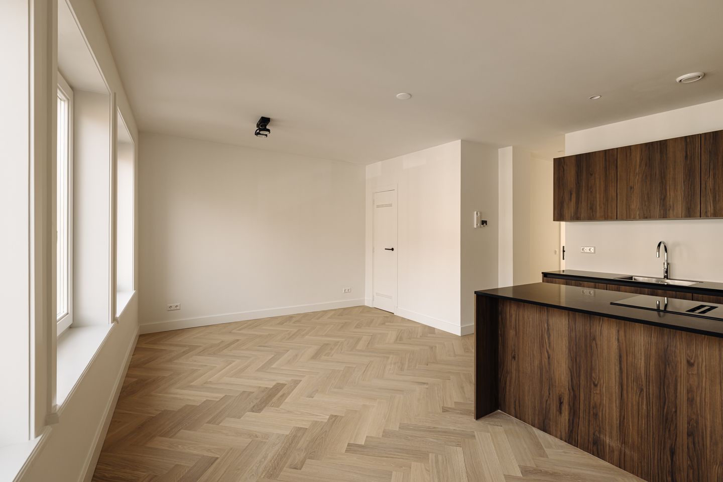 Foto 4 van Maarten Harpertszoon Trompstraat 41-2