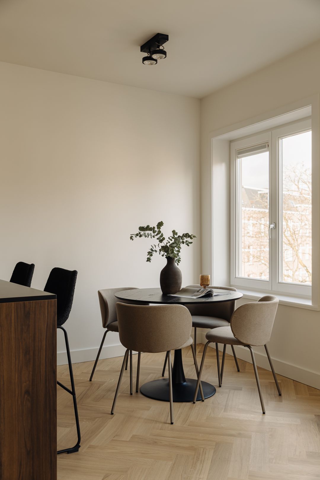 Foto 7 van Maarten Harpertszoon Trompstraat 41-3