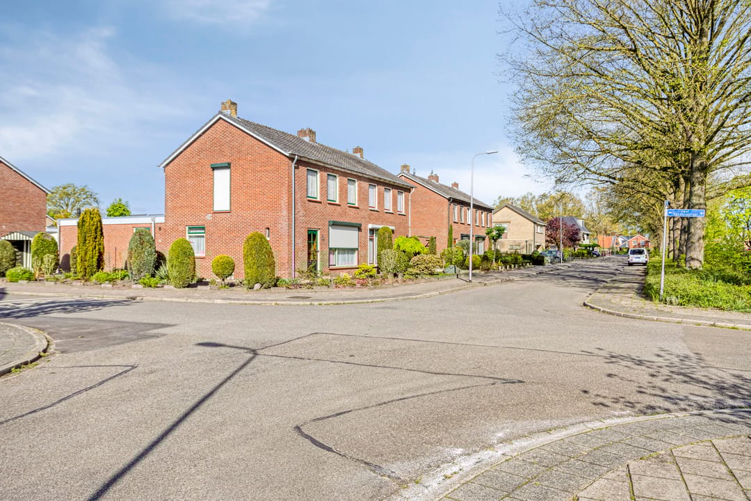 Foto 38 van Meidoornstraat 14