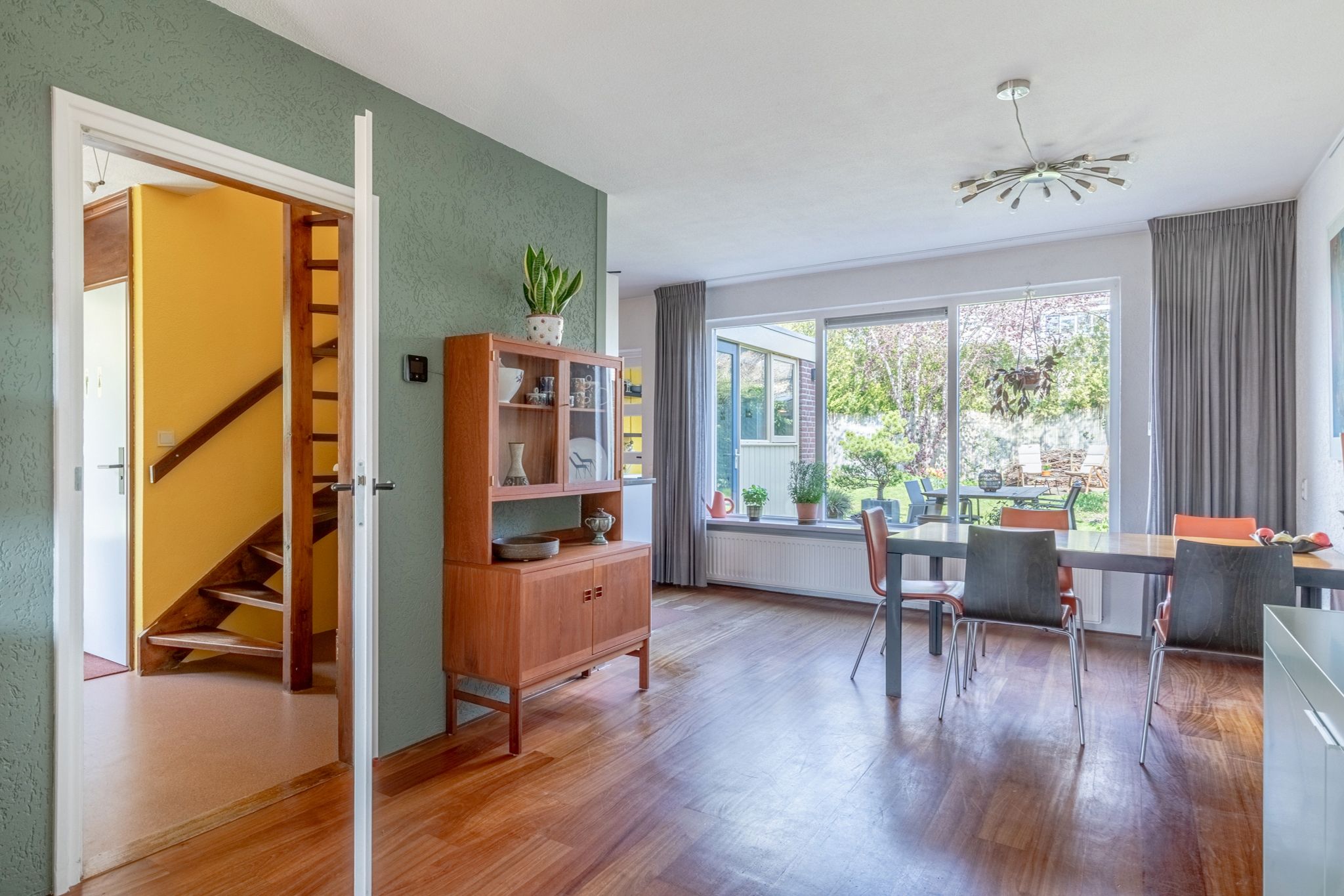 Photo 15 of Johannes Vermeerstraat 7