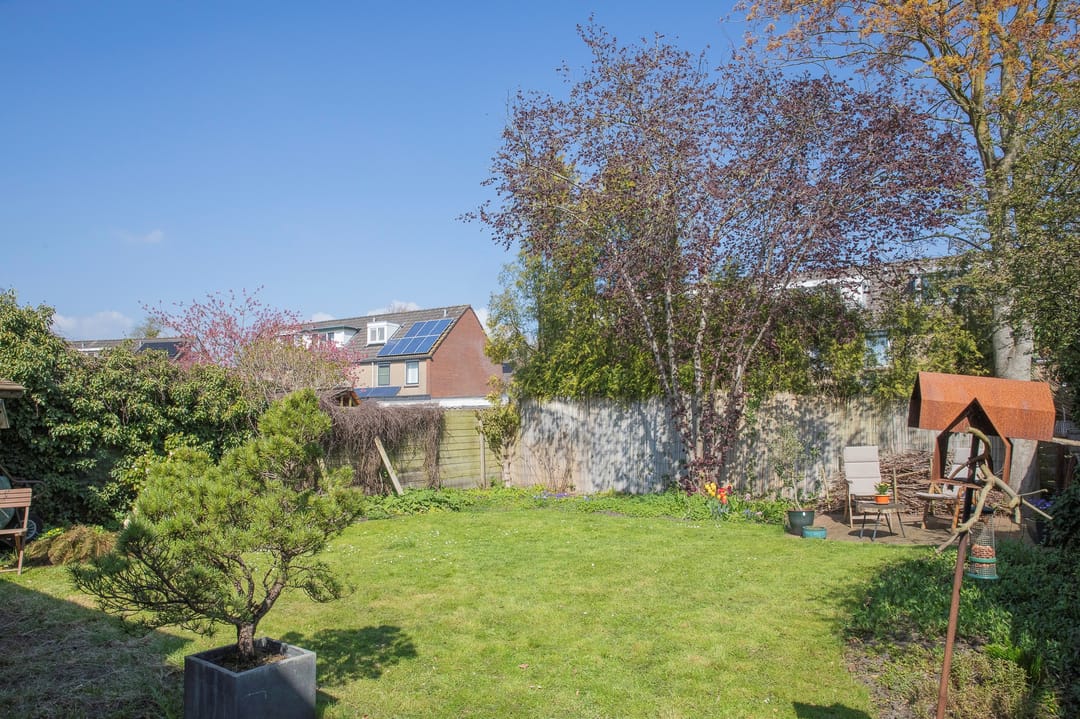 Photo 37 of Johannes Vermeerstraat 7