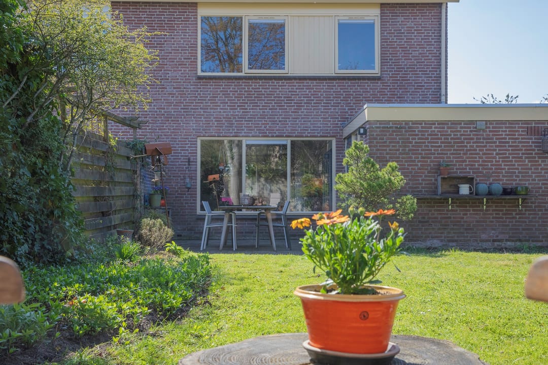 Photo 43 of Johannes Vermeerstraat 7