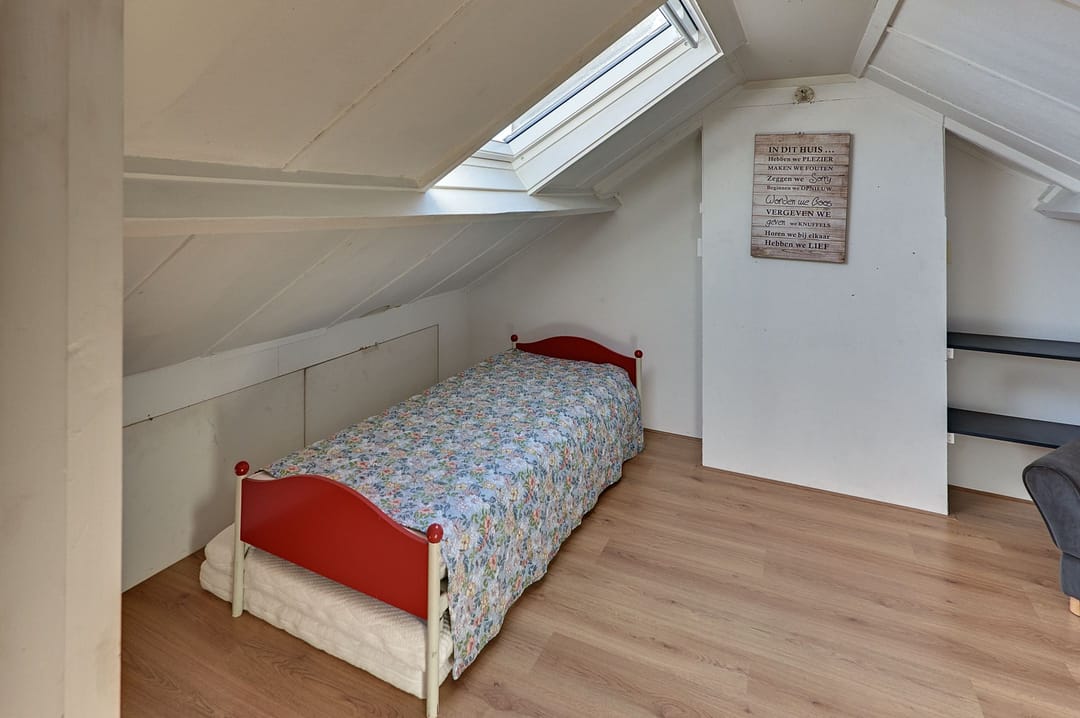 Foto 37 van De Genestetstraat 13