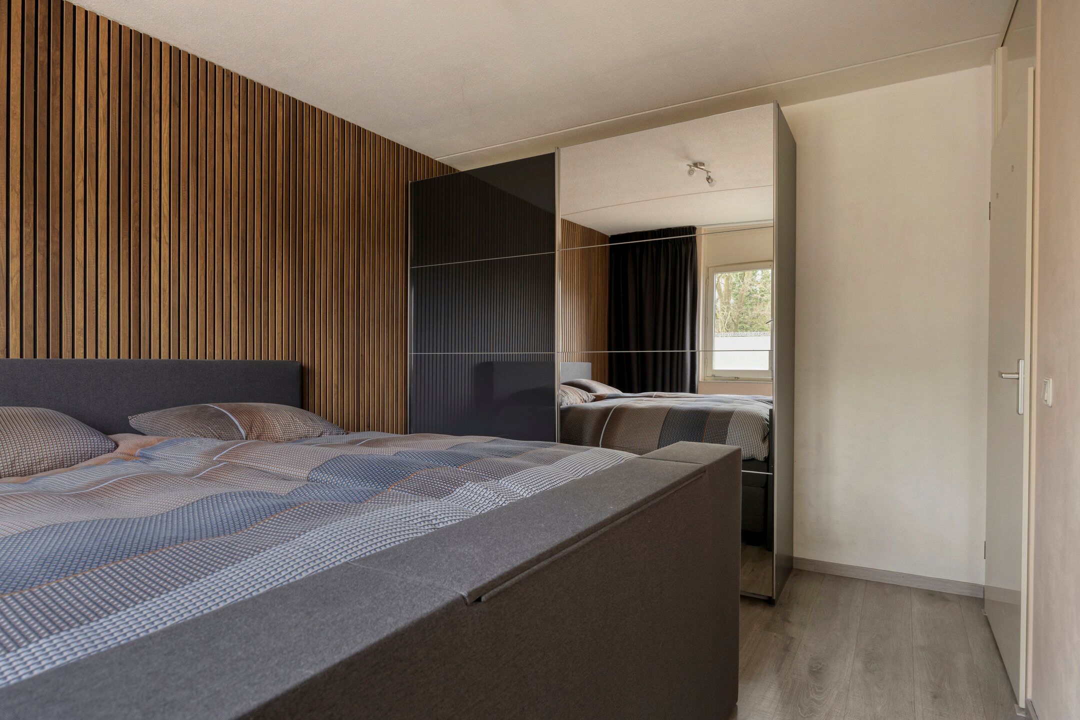 Foto 27 van Van Breestraat 72