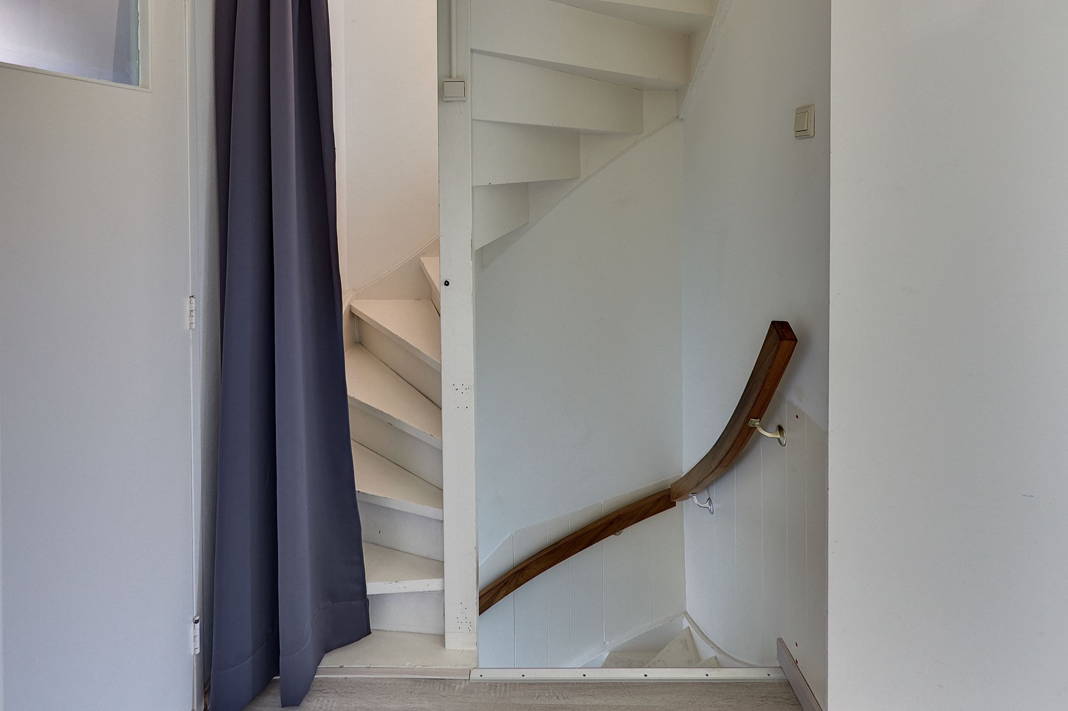 Foto 30 van De Genestetstraat 13