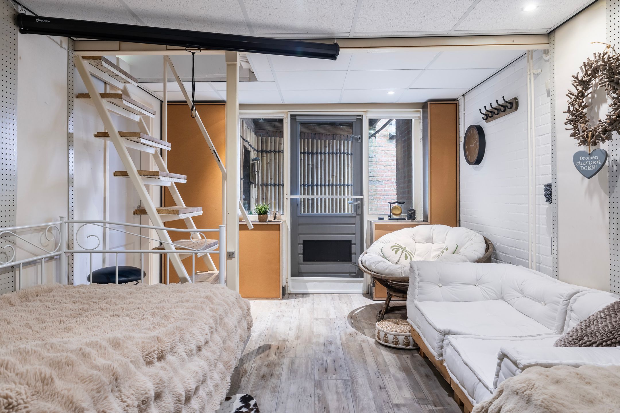 Foto 36 van Viaductstraat 15