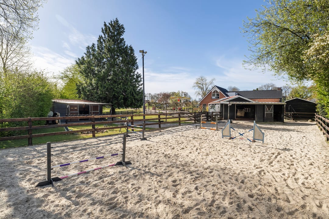 Foto 43 van Viaductstraat 15