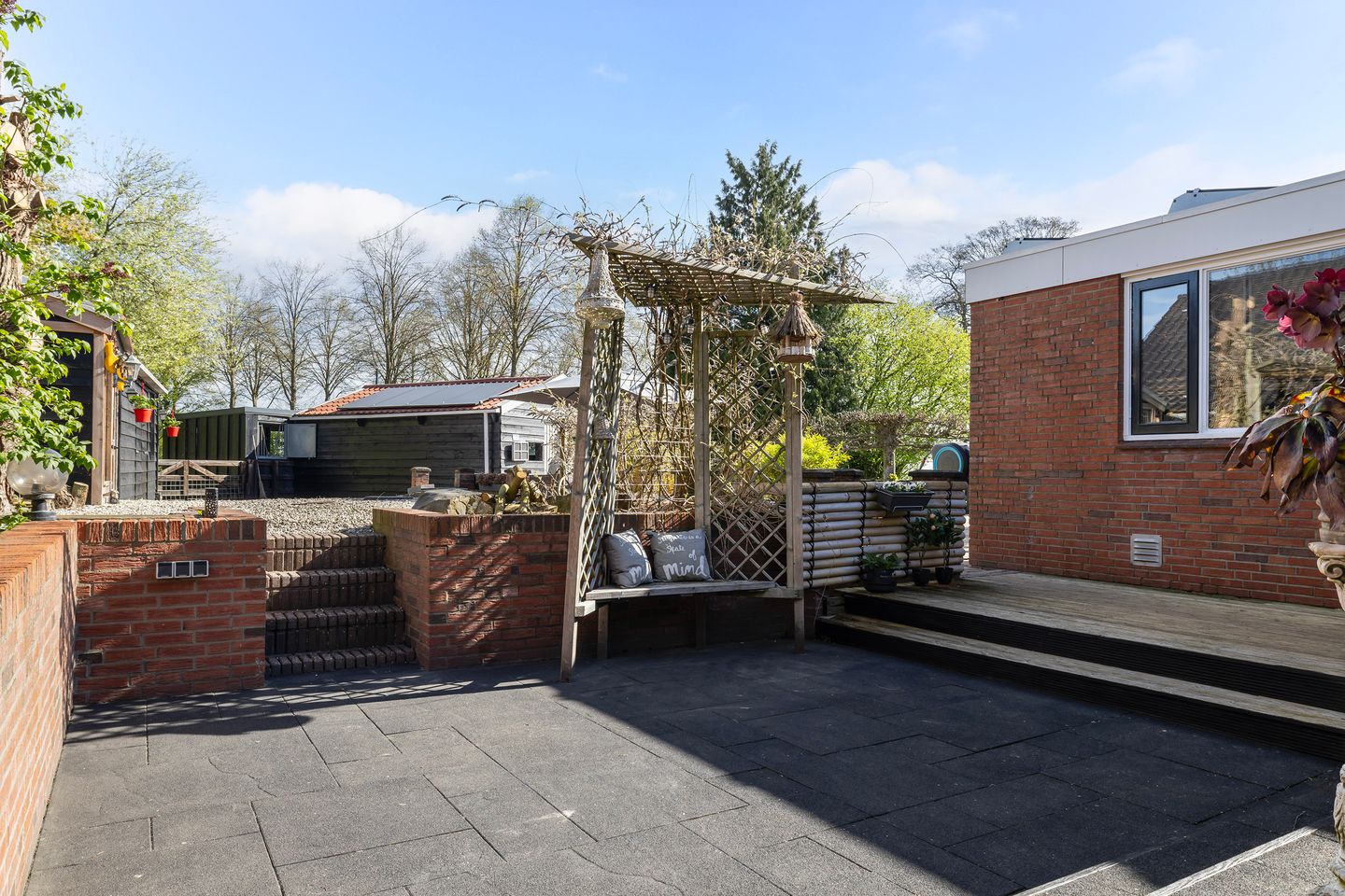 Foto 50 van Viaductstraat 15