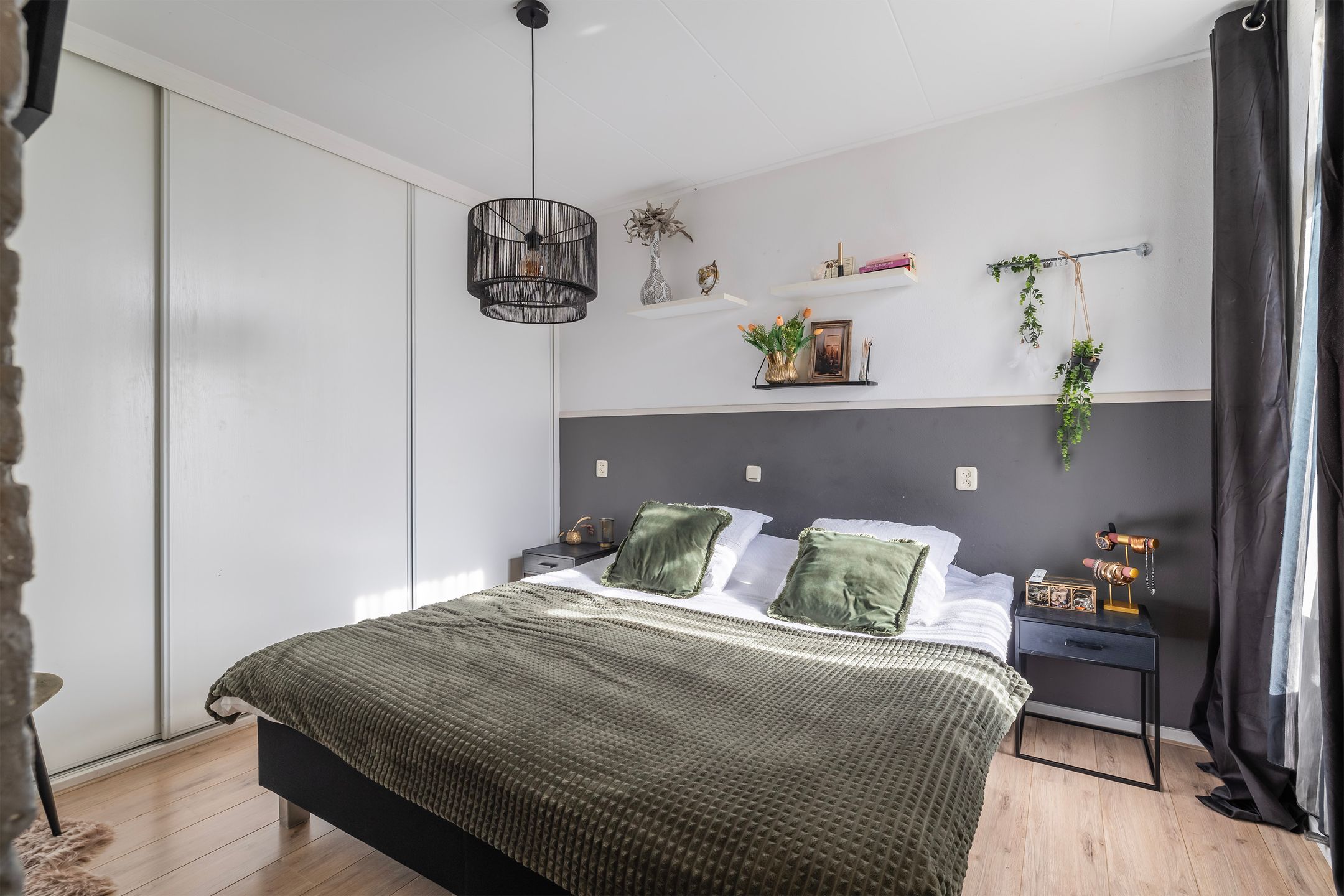 Foto 30 van Viaductstraat 15