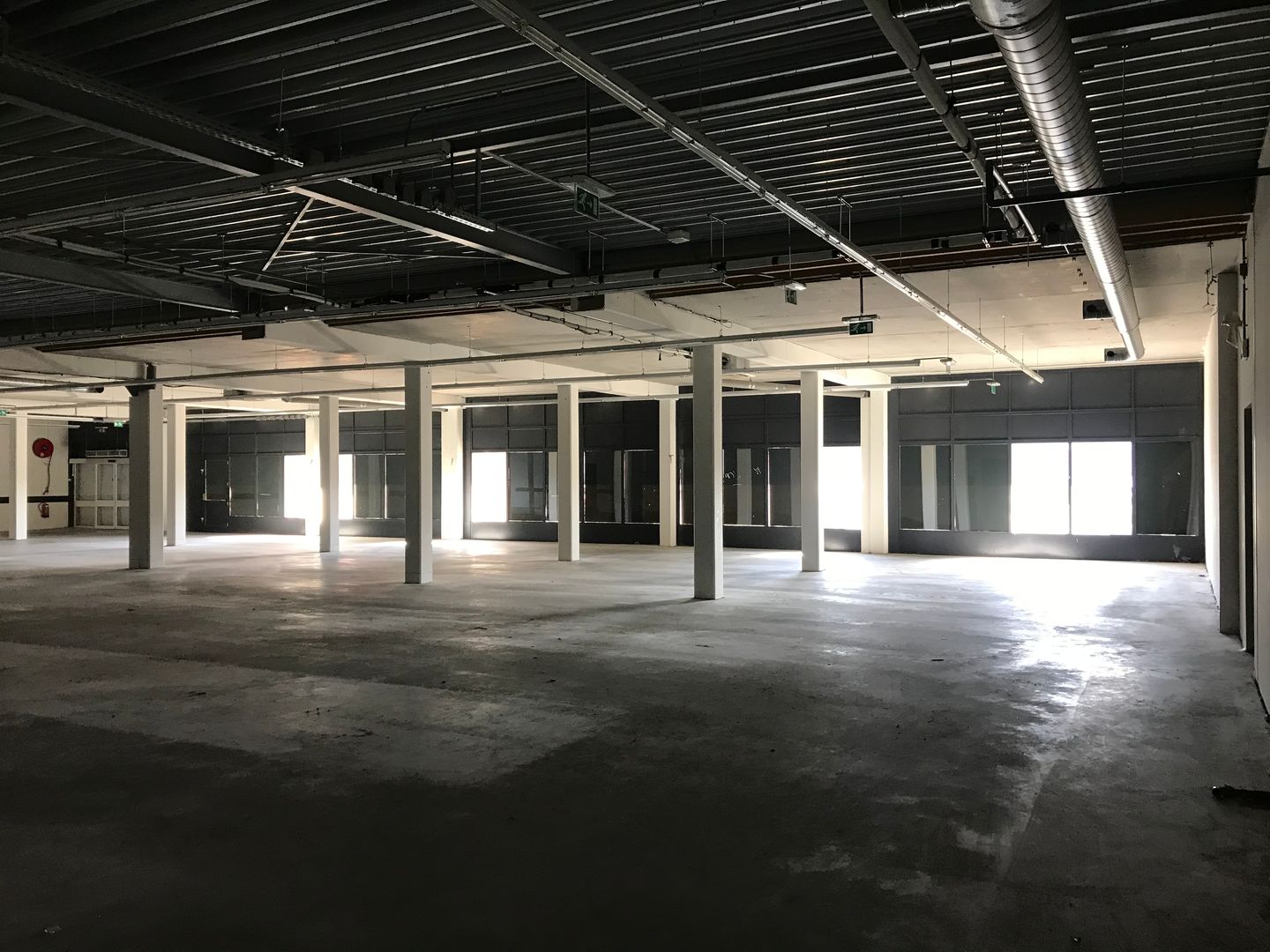 Bekijk foto 5 van Raadhuisplein 31