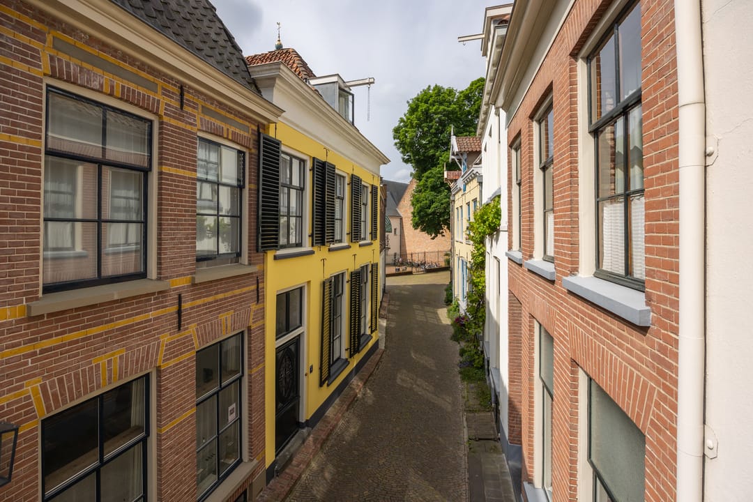 Foto 1 van Raadhuissteeg 6