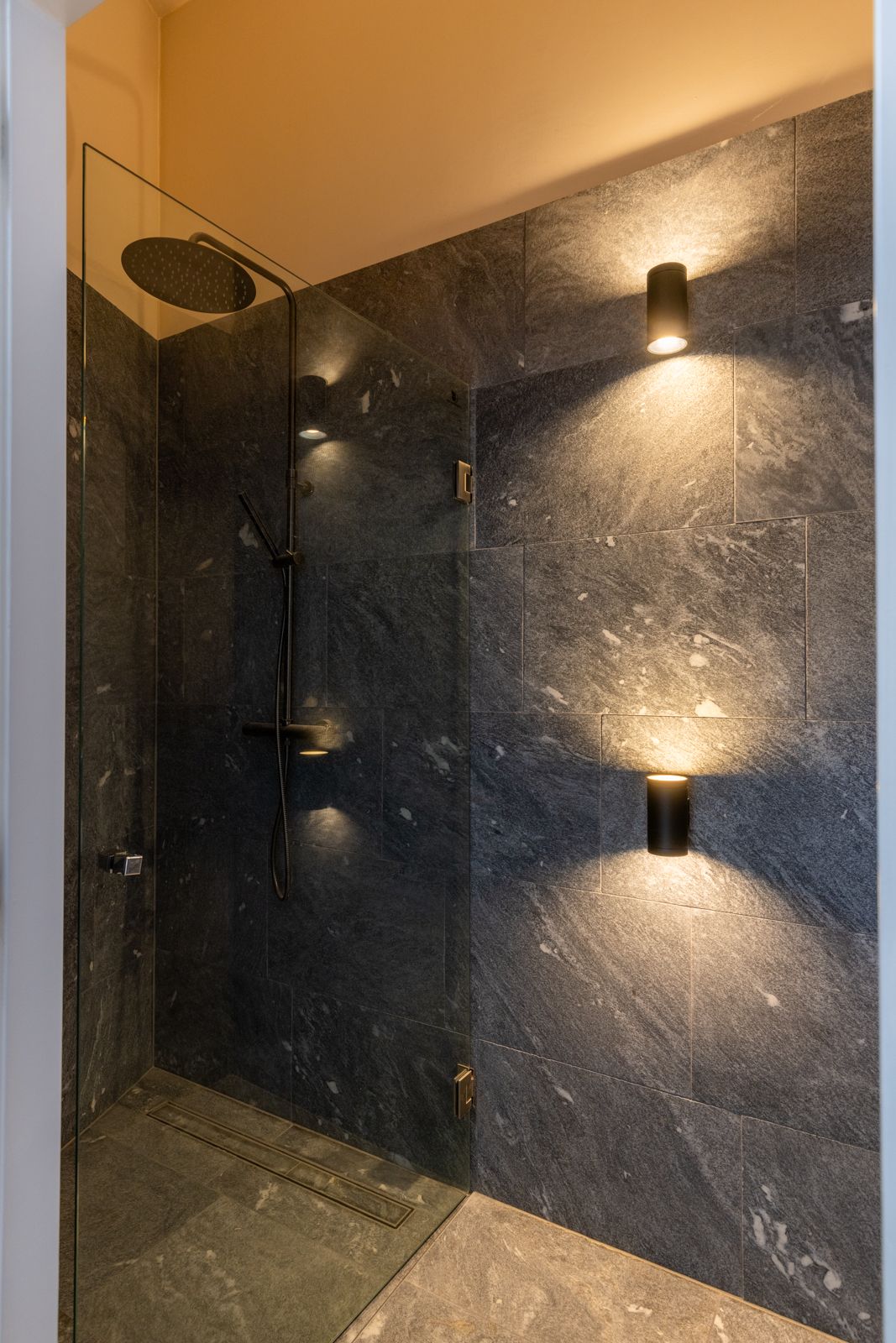 Foto 23 van Raadhuissteeg 6