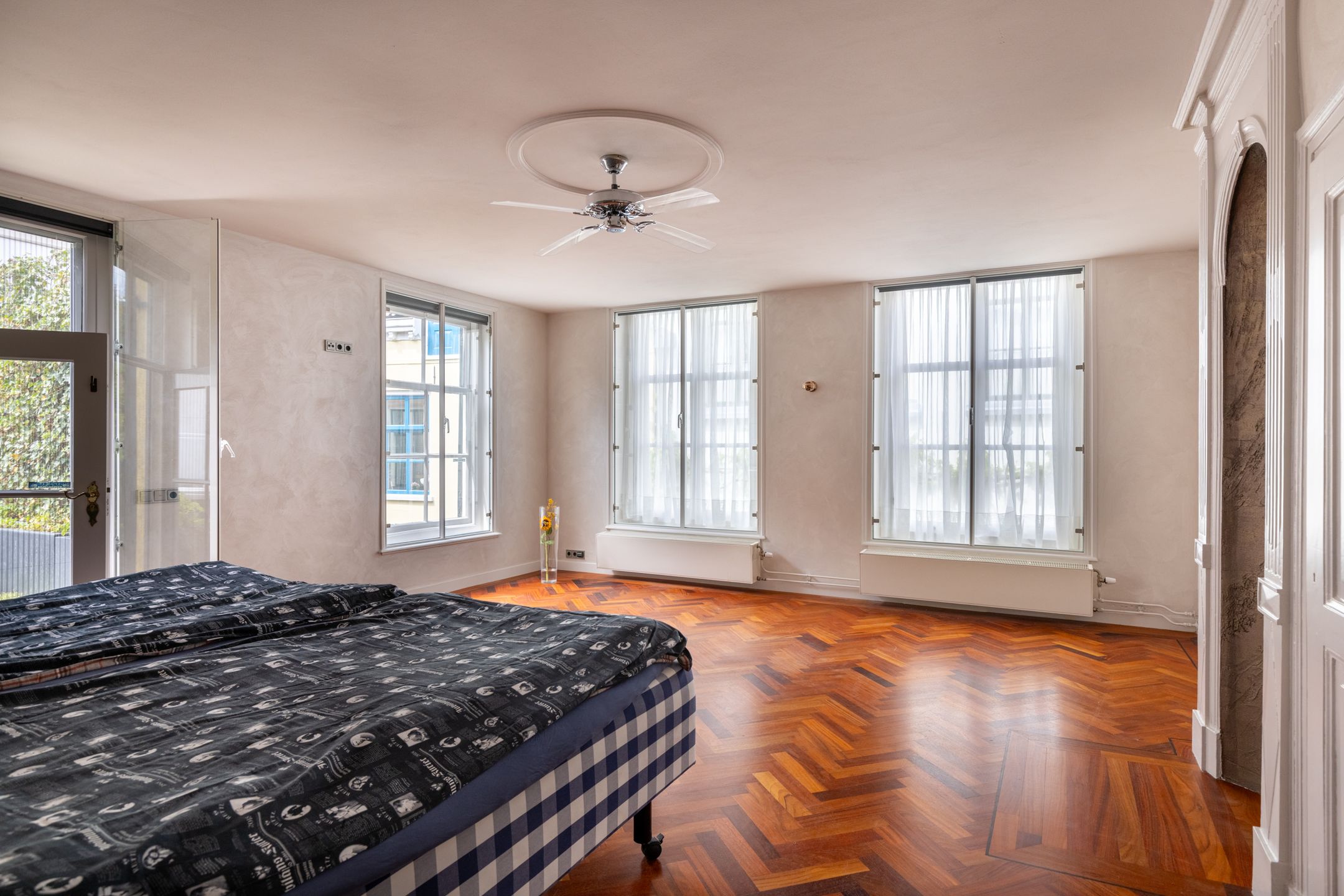 Foto 36 van Raadhuissteeg 6