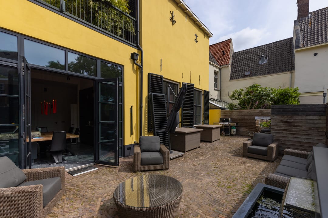 Foto 2 van Raadhuissteeg 6