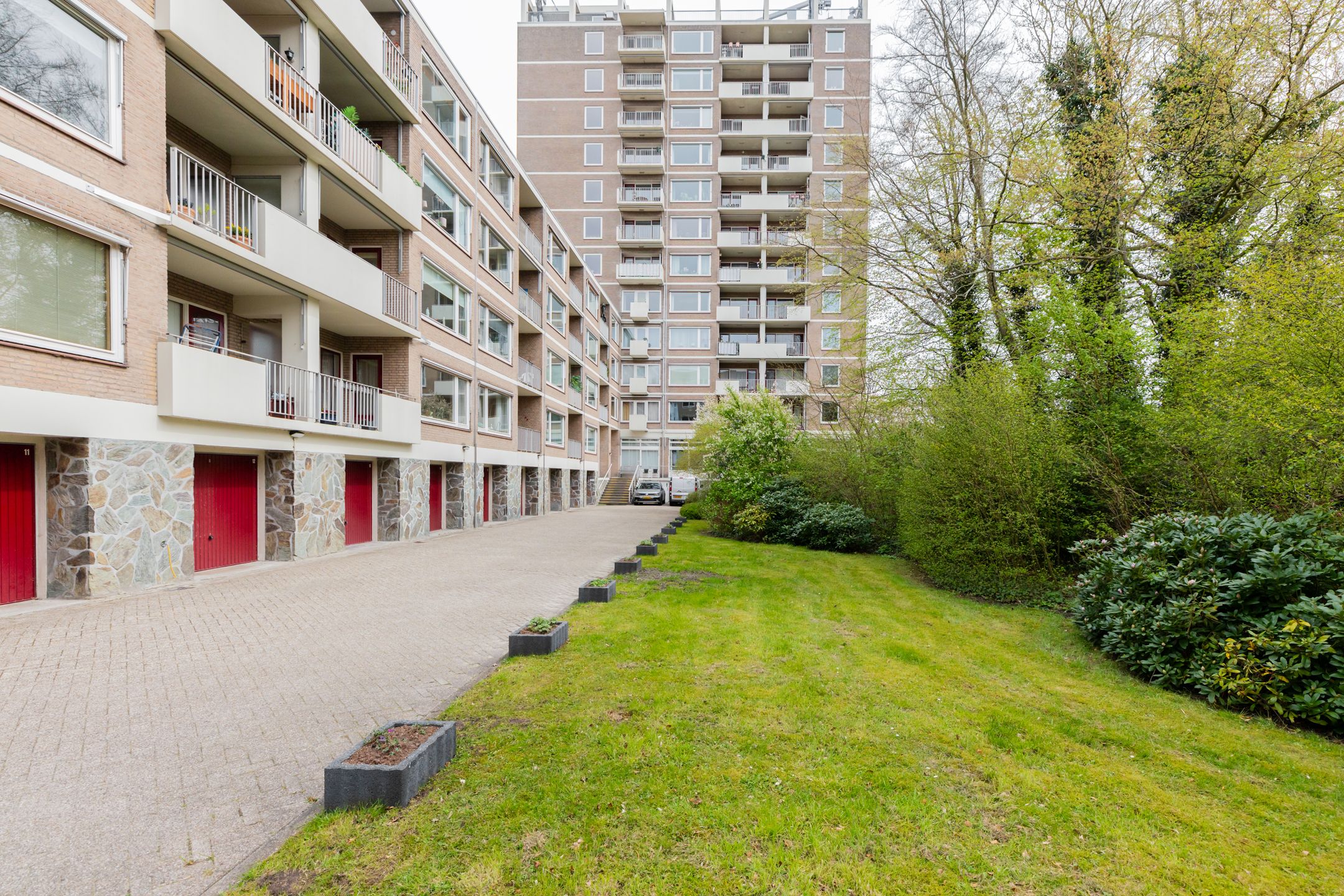 Helper Brink 61- 61 142