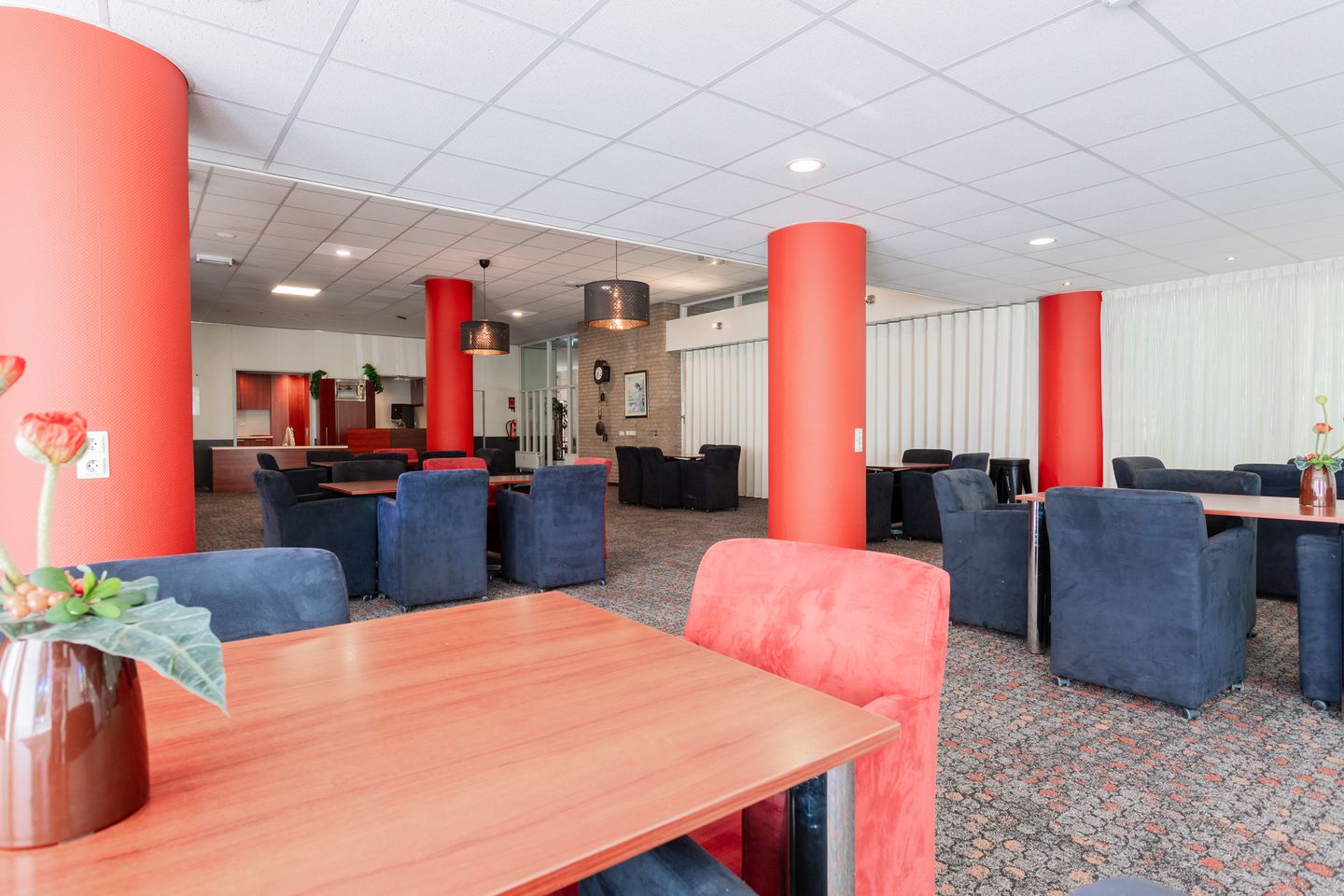 Foto 29 van Helper Brink 61-142