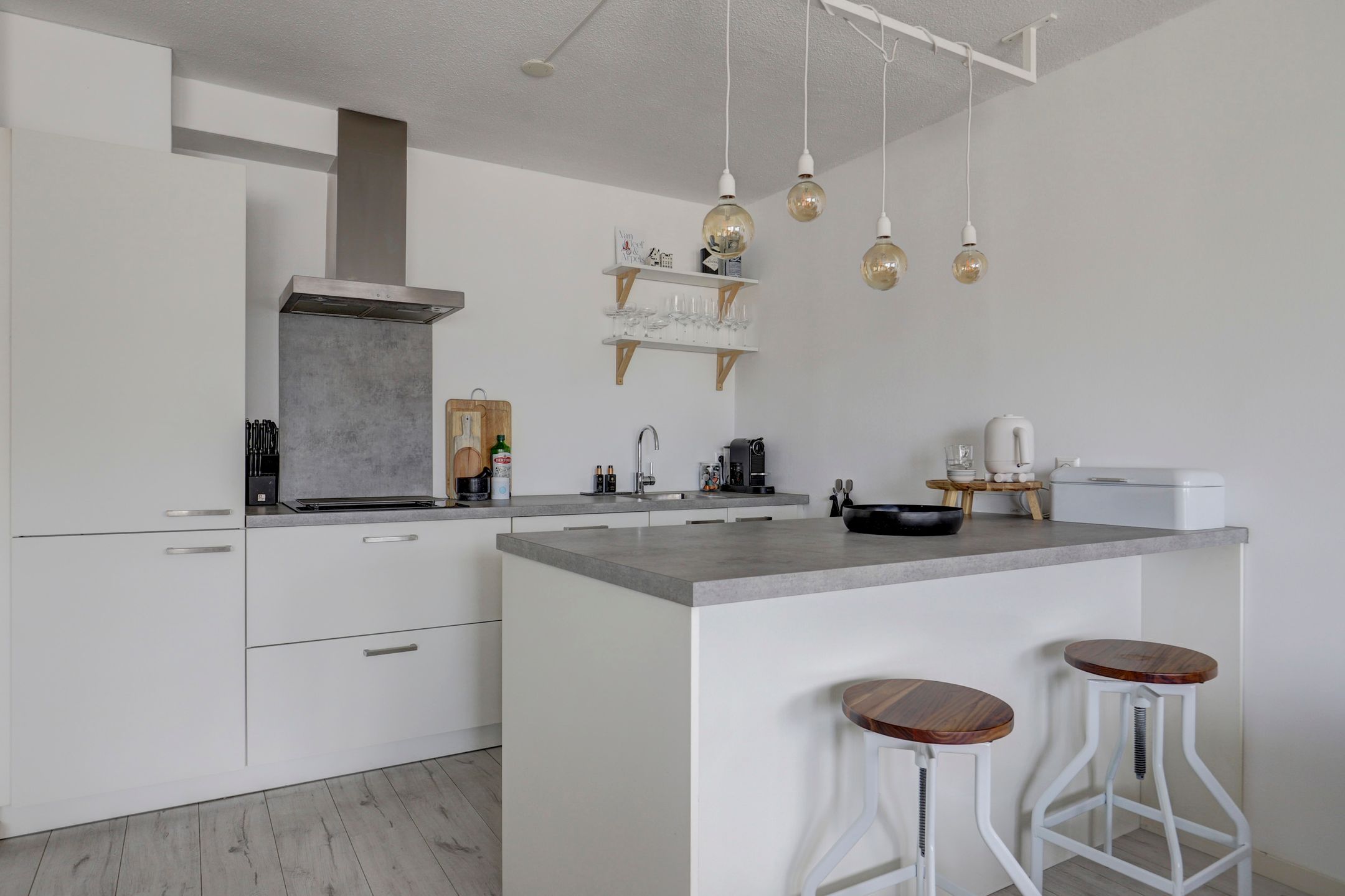 Foto 3 van Tomatenplein 195