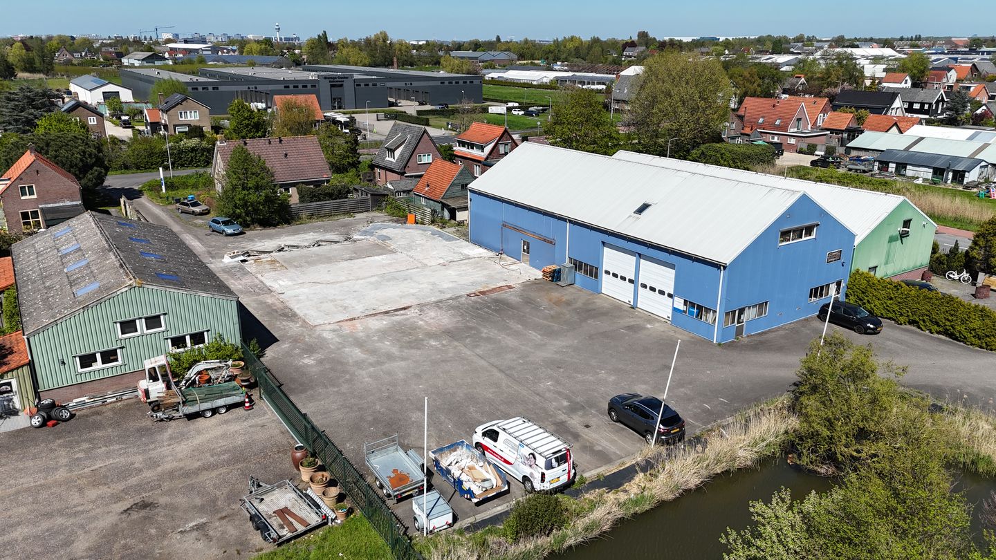 Bekijk foto 2 van Aalsmeerderweg 64