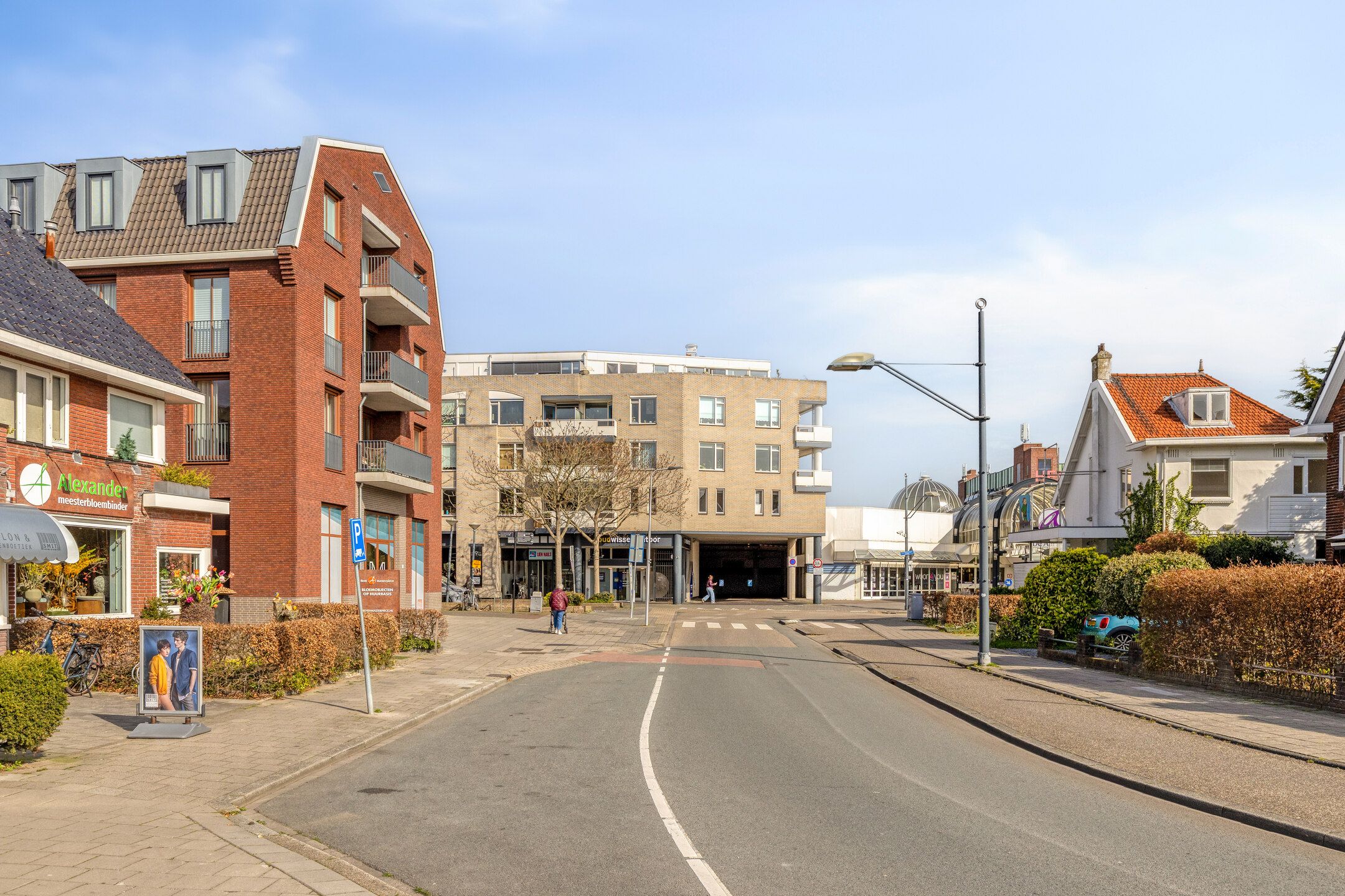 Foto 30 van Van Boetzelaerstraat 29-A