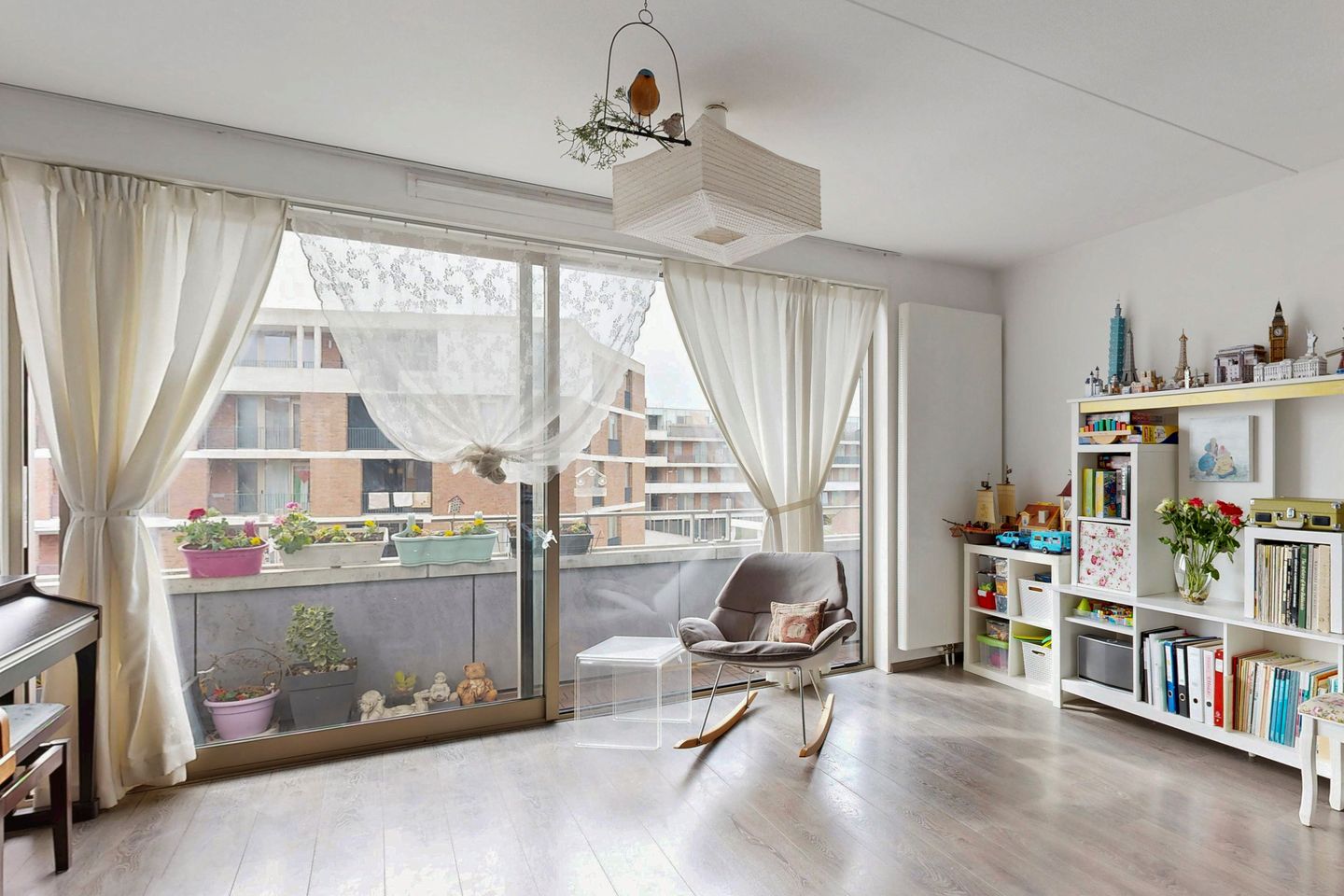 Photo 5 of Ottho Heldringstraat 202-D