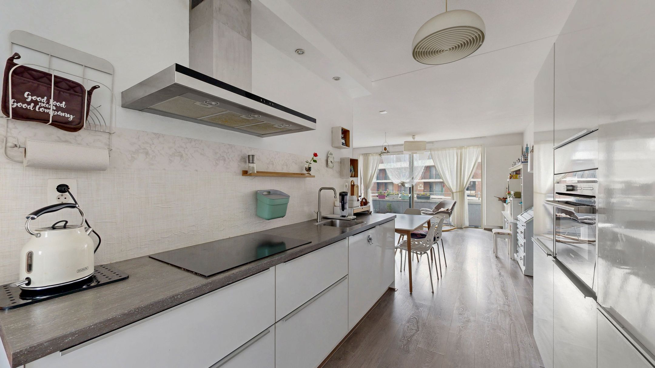 Photo 15 of Ottho Heldringstraat 202-D