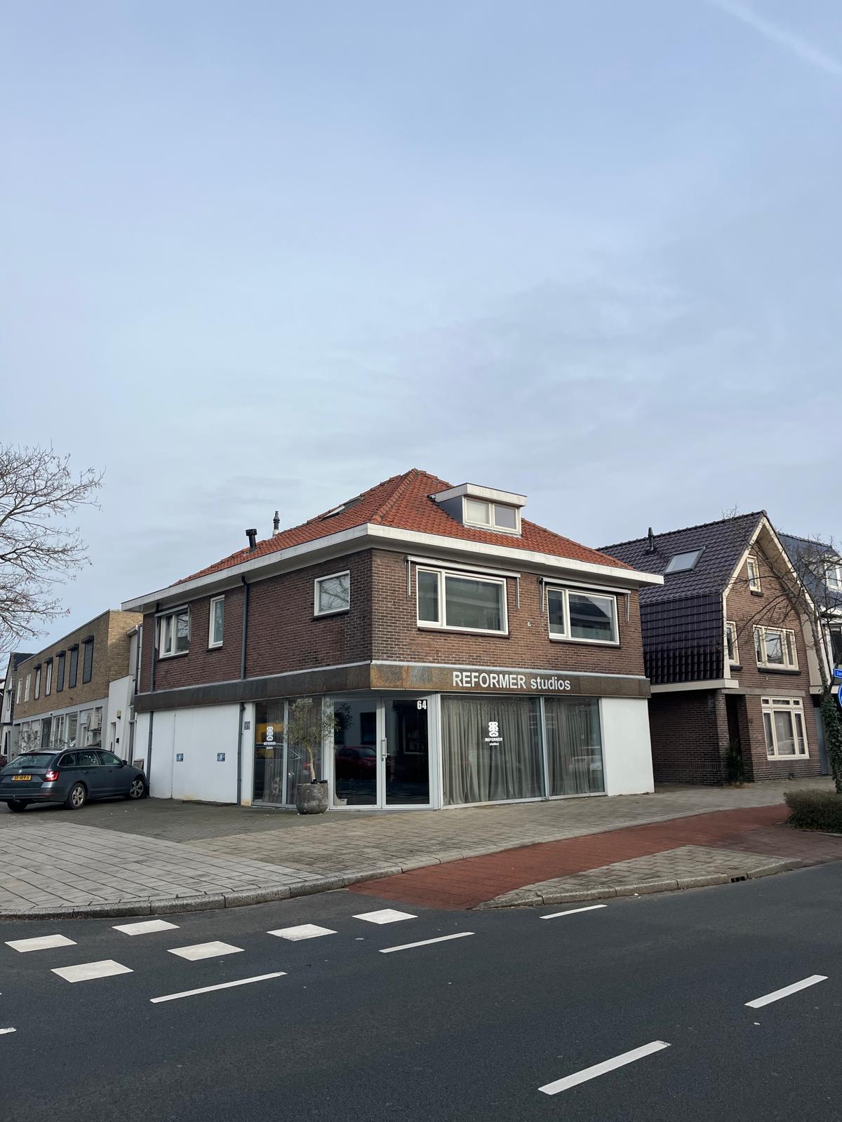 View photo 3 of Zandstraat 64