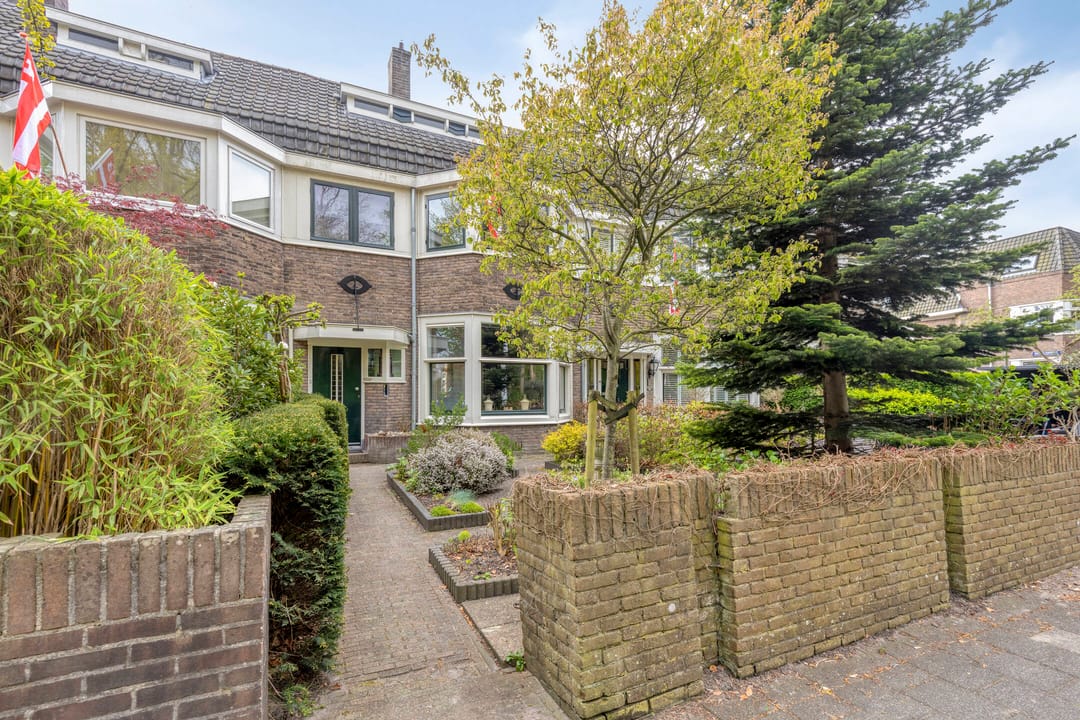 Foto 1 van Kennemerstraatweg 143