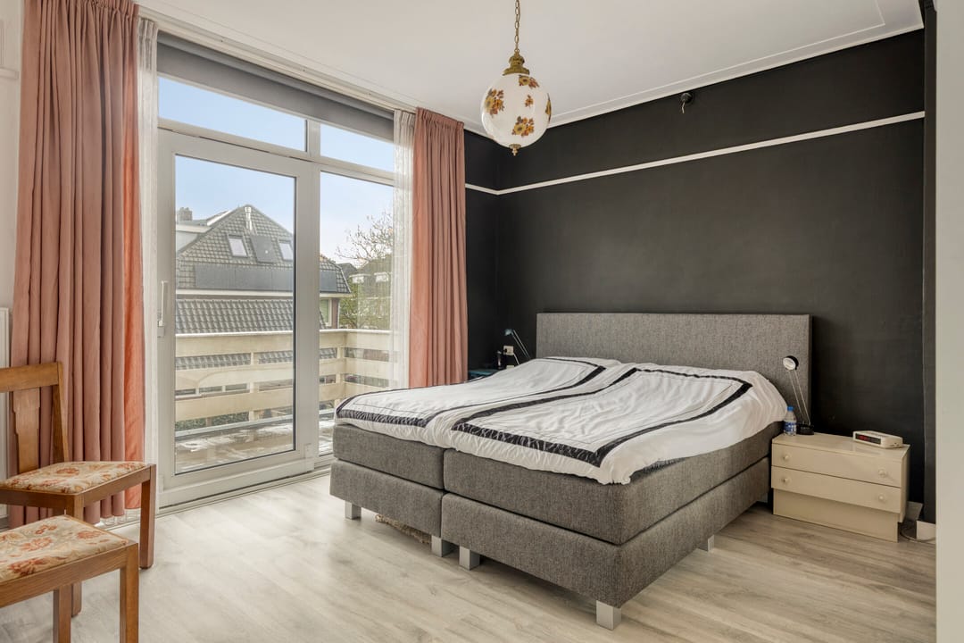 Foto 23 van Kennemerstraatweg 143