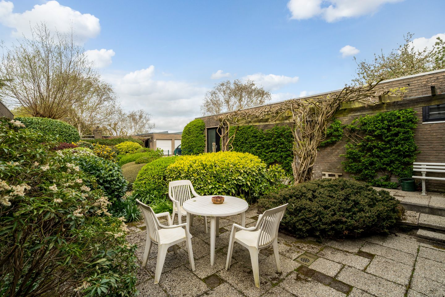 Foto 10 van Planetenweg 55