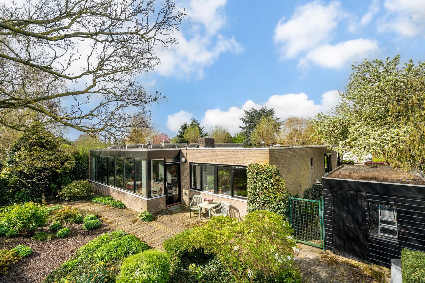 Foto 5 van Planetenweg 55