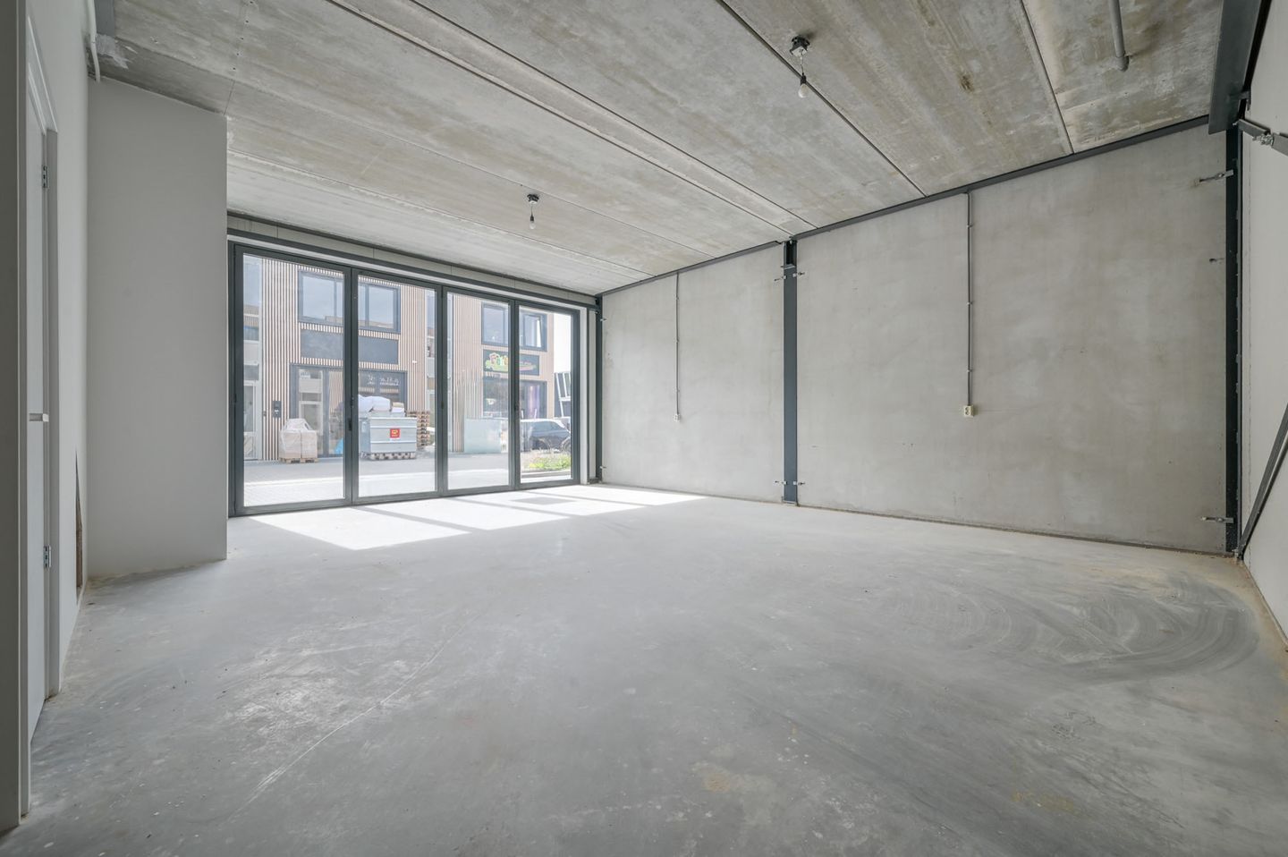 Bekijk foto 4 van Bolstoen 13-P