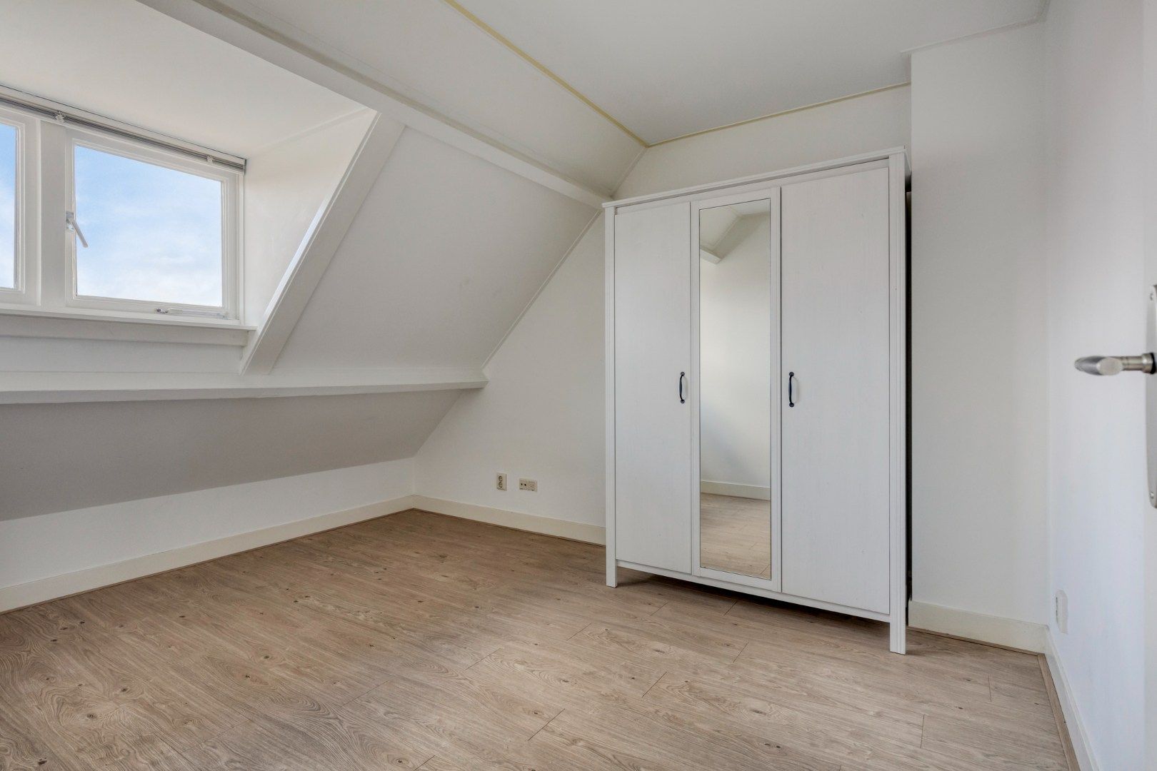 Photo 33 of Hugo de Grootstraat 29