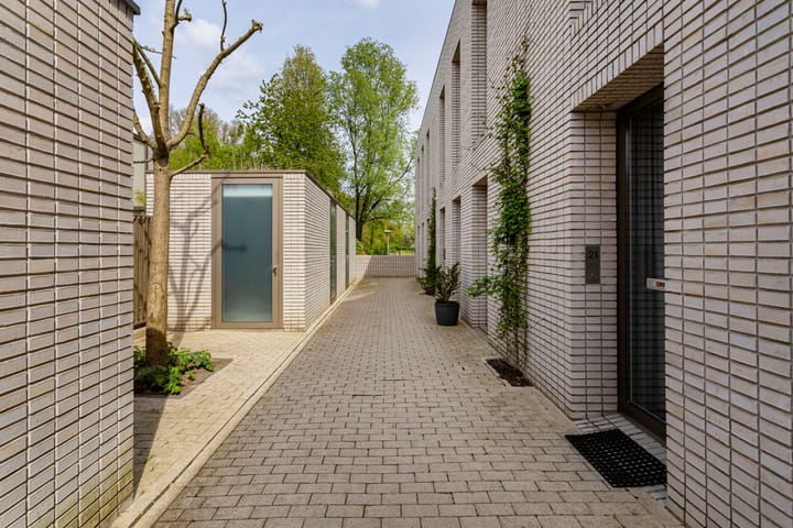 Photo 2 of C.A. Thiemestraat 23
