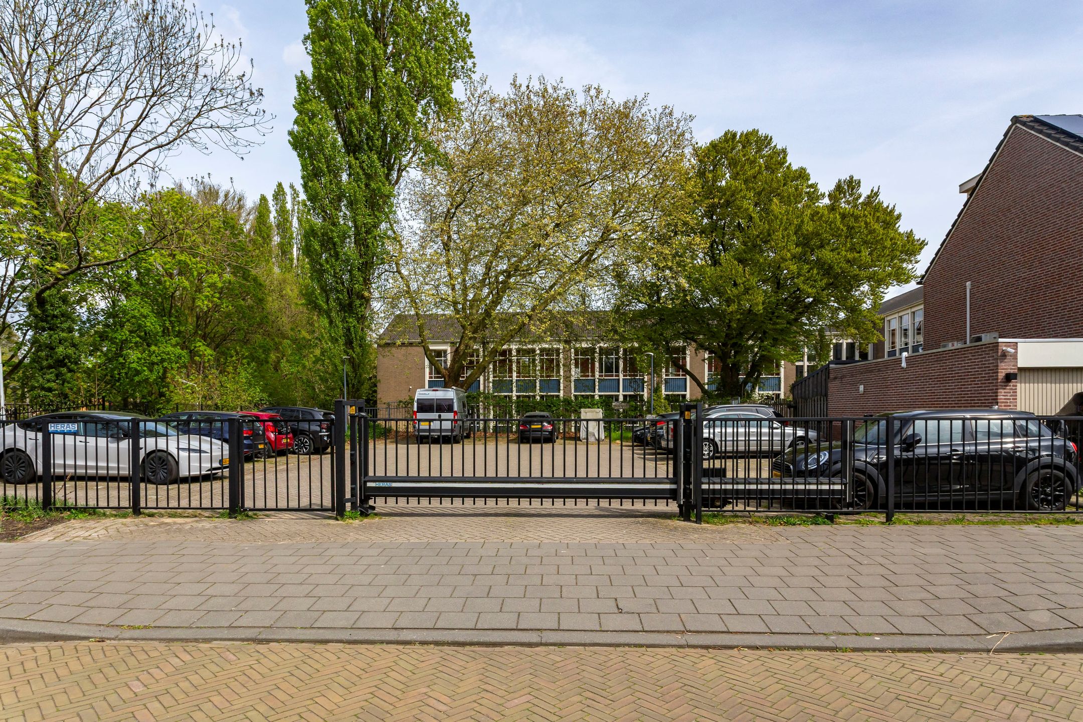 Foto 42 van C.A. Thiemestraat 23