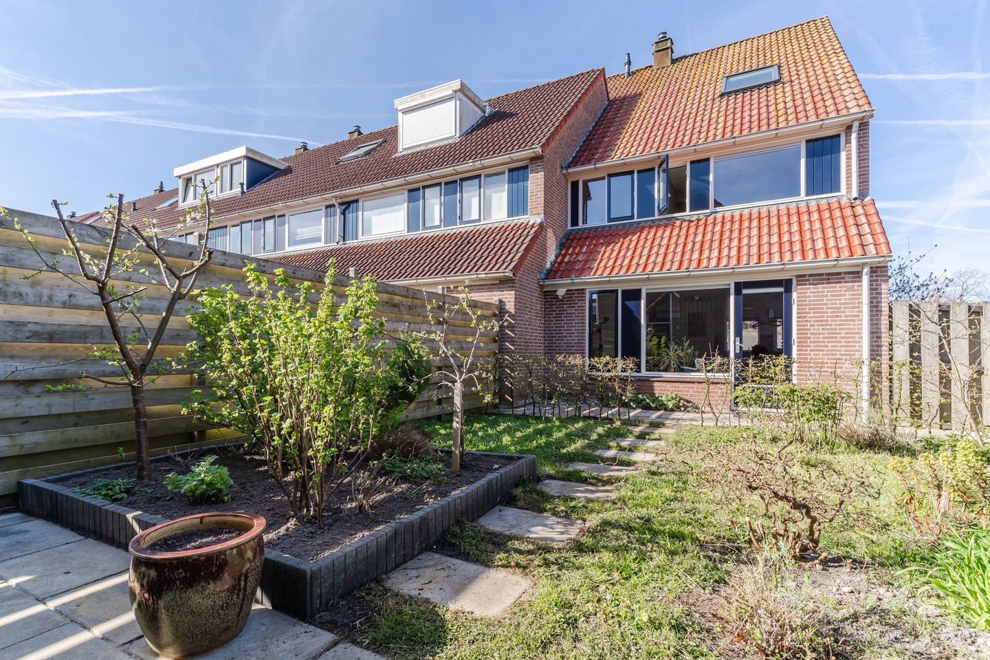 Foto 29 van Acacia 18