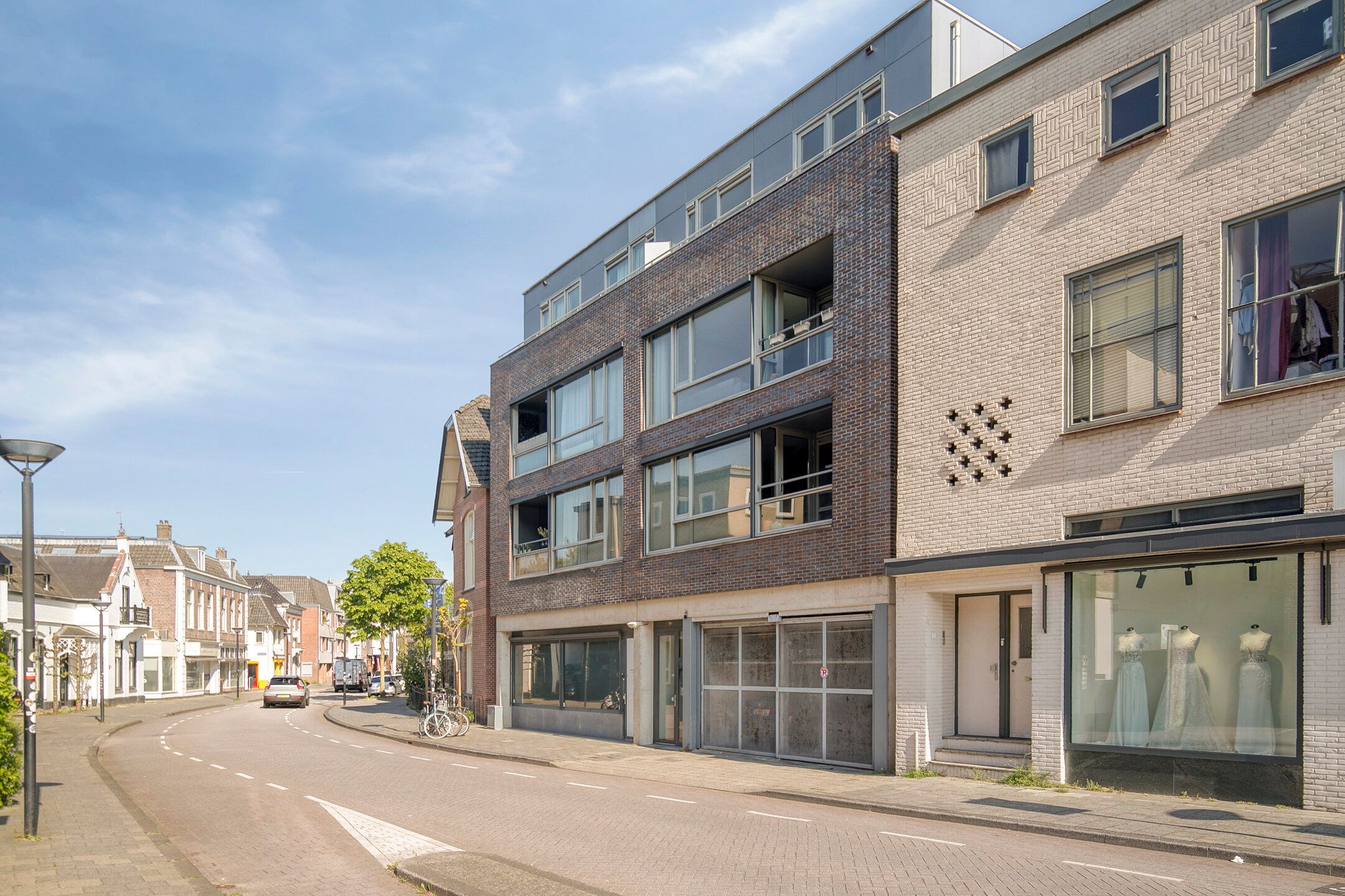 Photo 3 of Bergstraat 1-H