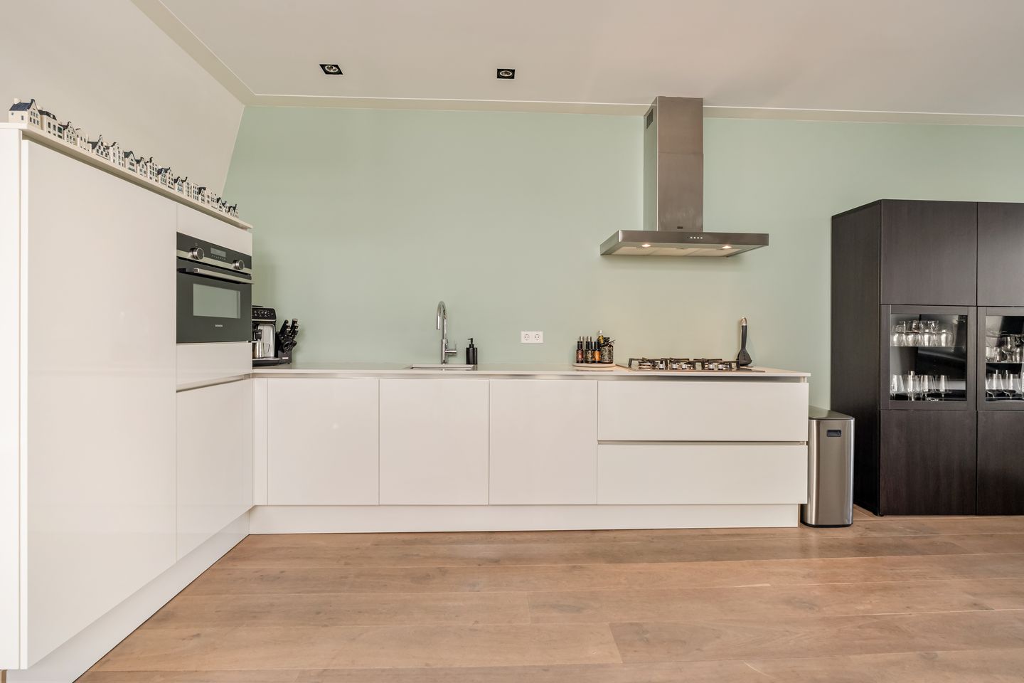 Foto 10 van Vaartstraat 2-4