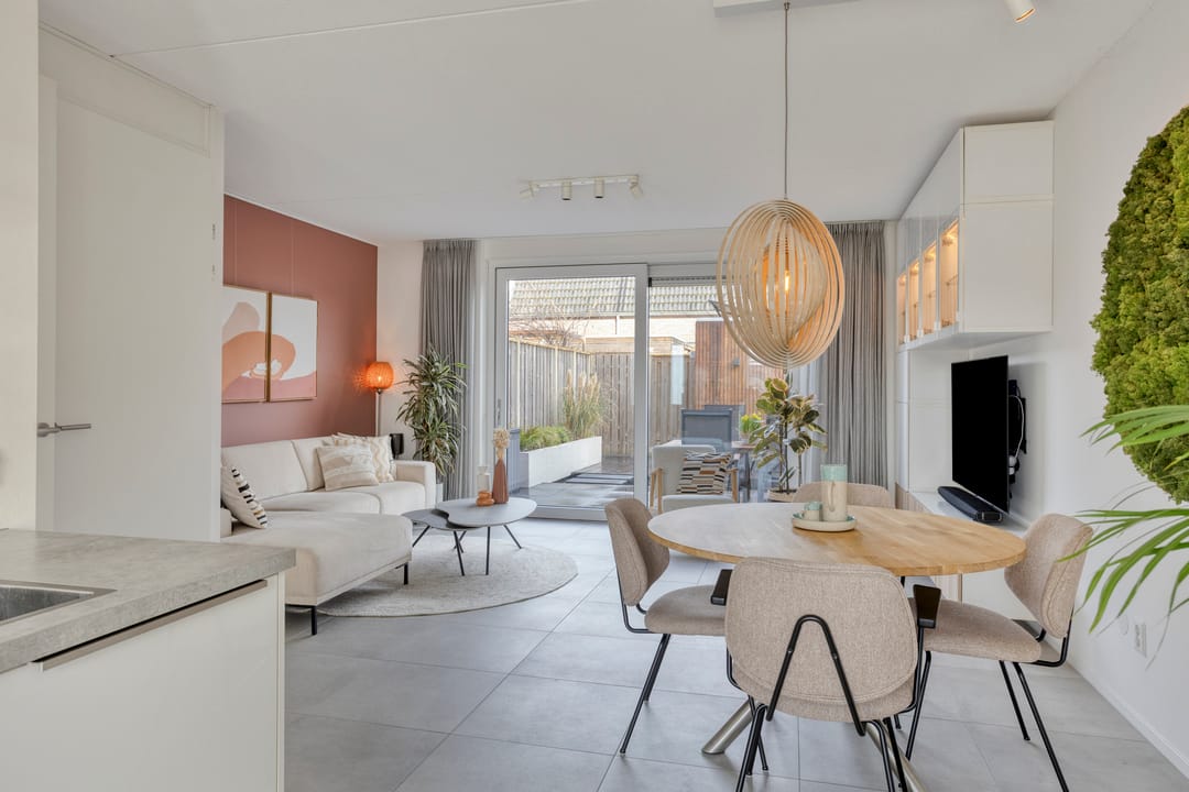 Foto 16 van Zuiderspoorstraat 37