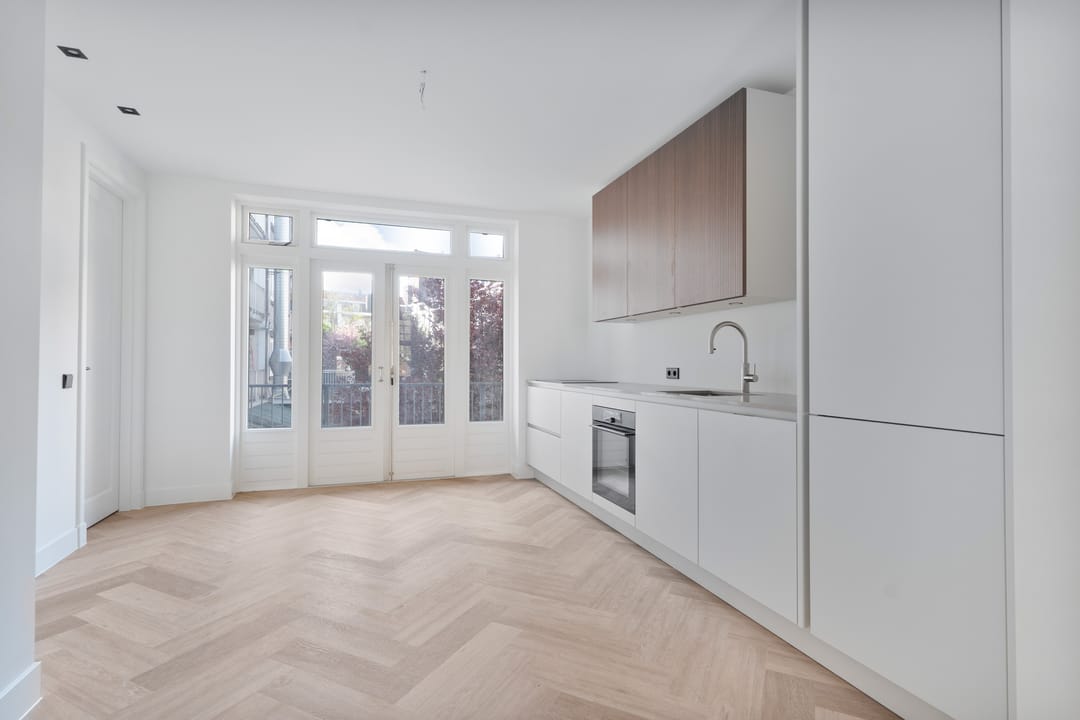 Photo 2 of Deurloostraat 3-1