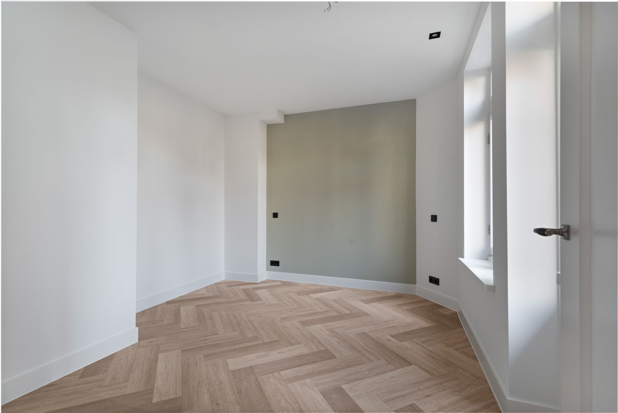 Photo 15 of Deurloostraat 3-1