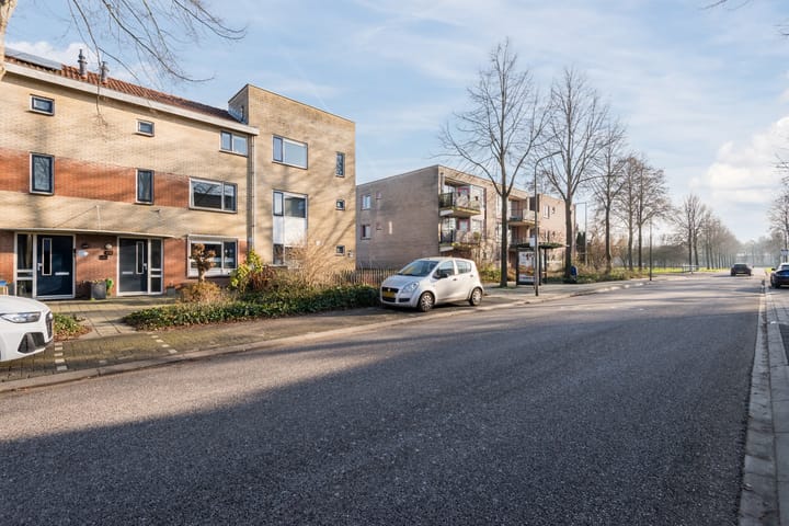 Photo 3 of Commissarislaan 115