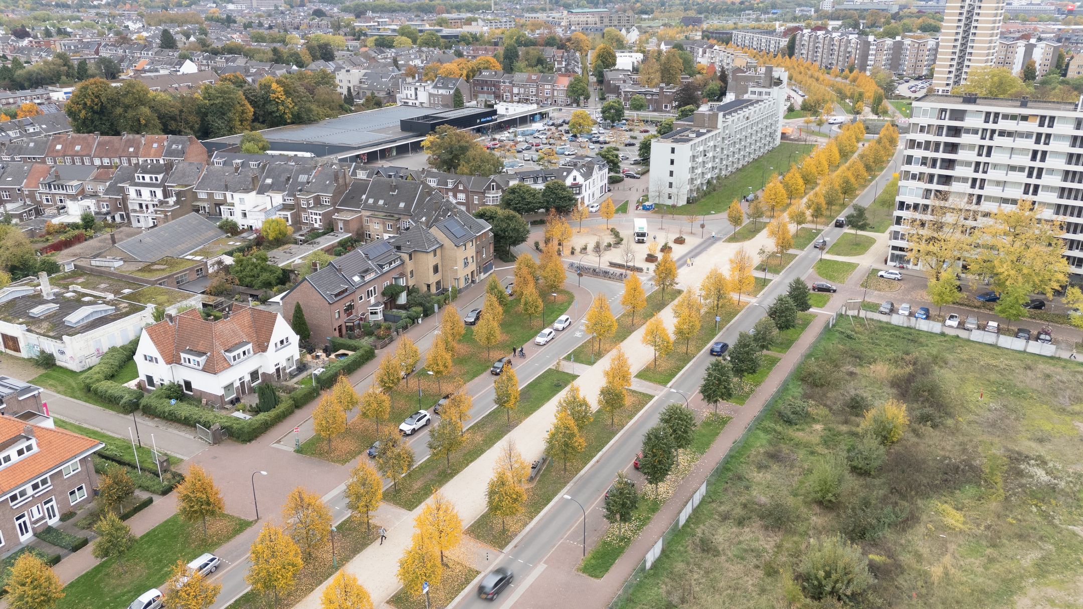 Fully Renovated Townhouse with 5 Bedrooms at the Green Corridor in Maastricht — 51