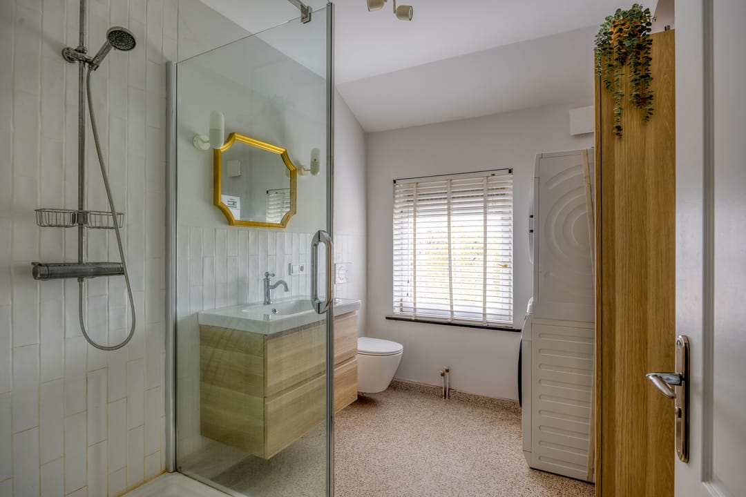 Fully Renovated Townhouse with 5 Bedrooms at the Green Corridor in Maastricht — 38