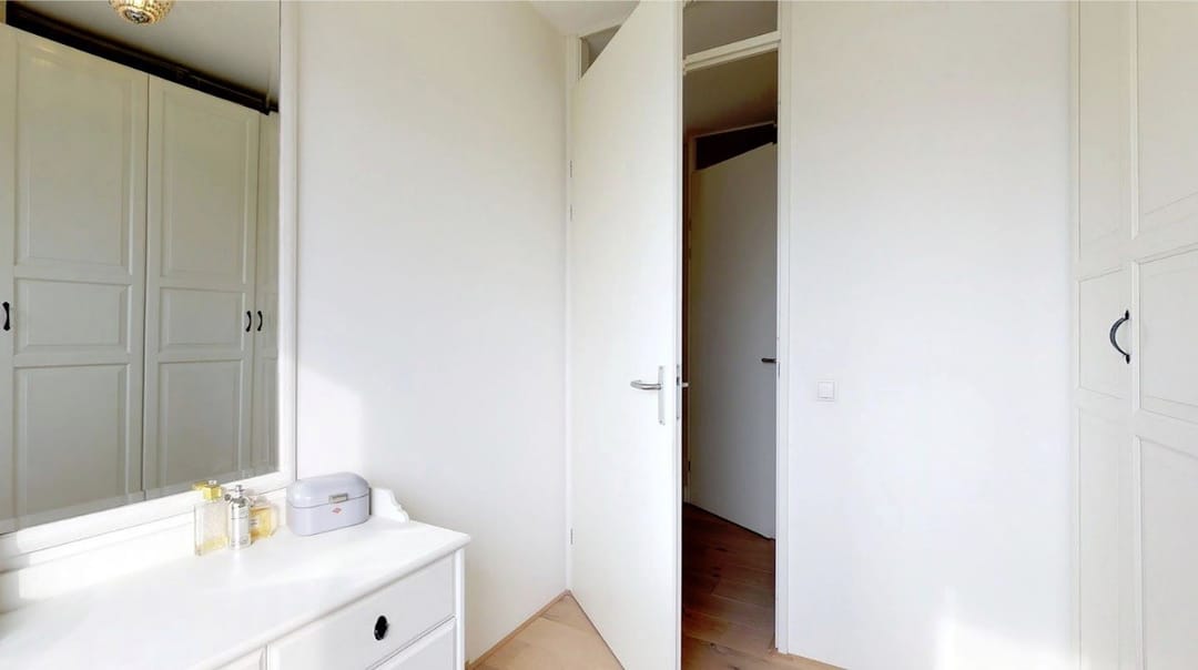 Foto 17 van Conradwerf 164