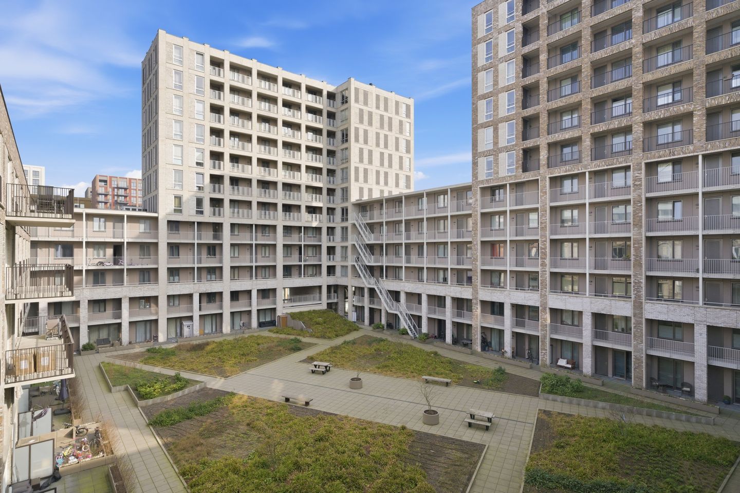 Photo 34 of Van Suchtelen van de Haarestraat 107