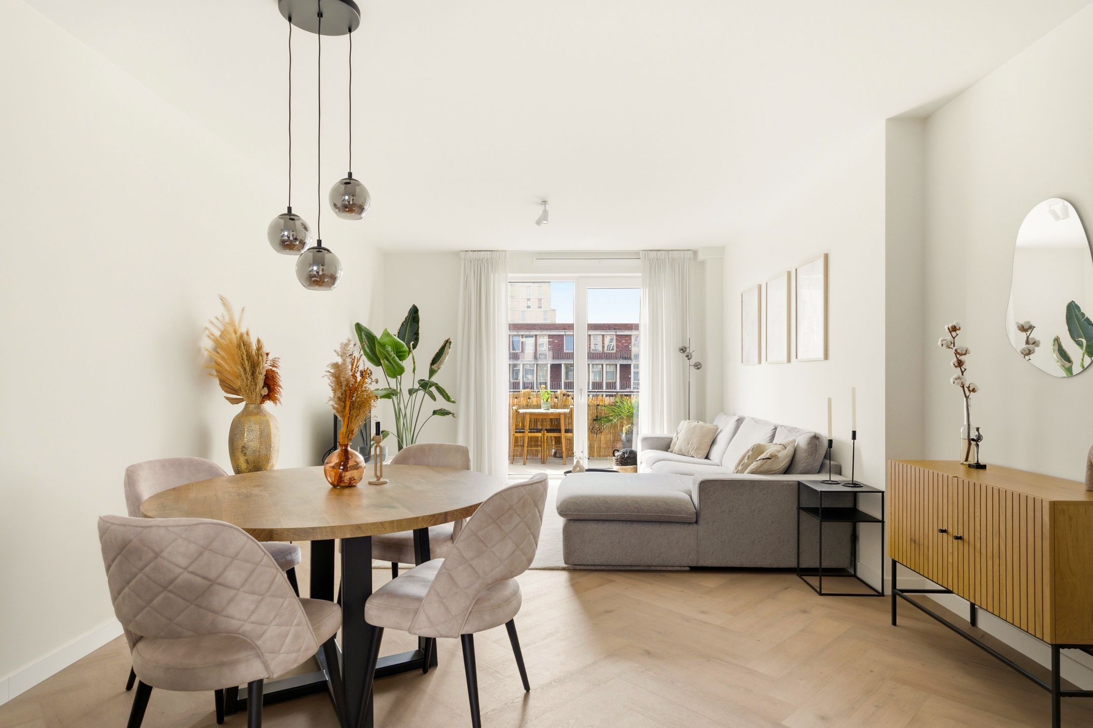 Photo 9 of Van Suchtelen van de Haarestraat 107