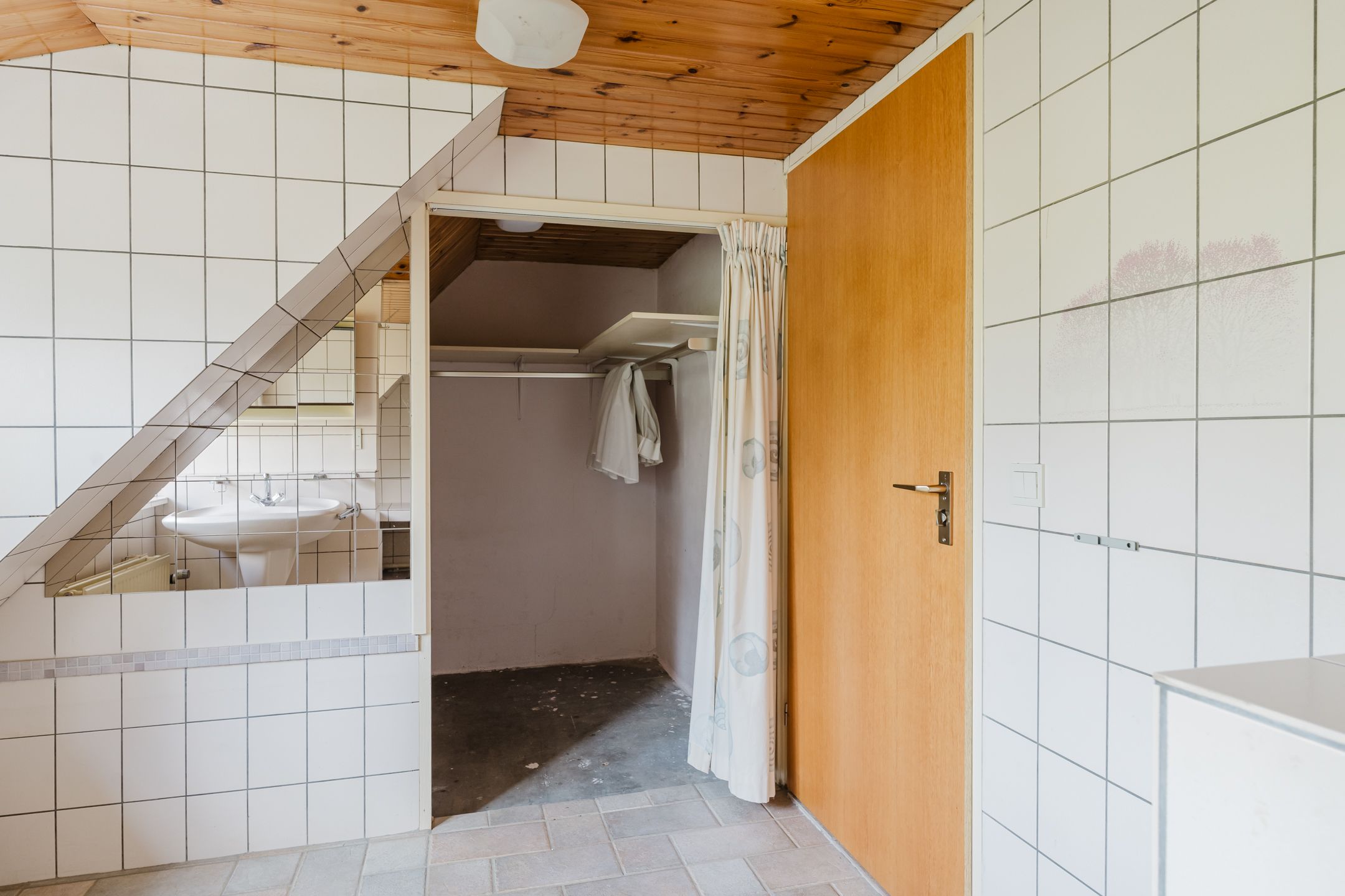 Photo 30 of Leidijk 6-B