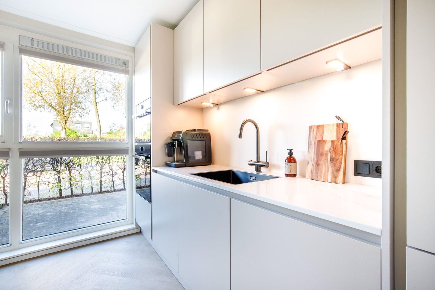 Foto 14 van Carel Willinksingel 294