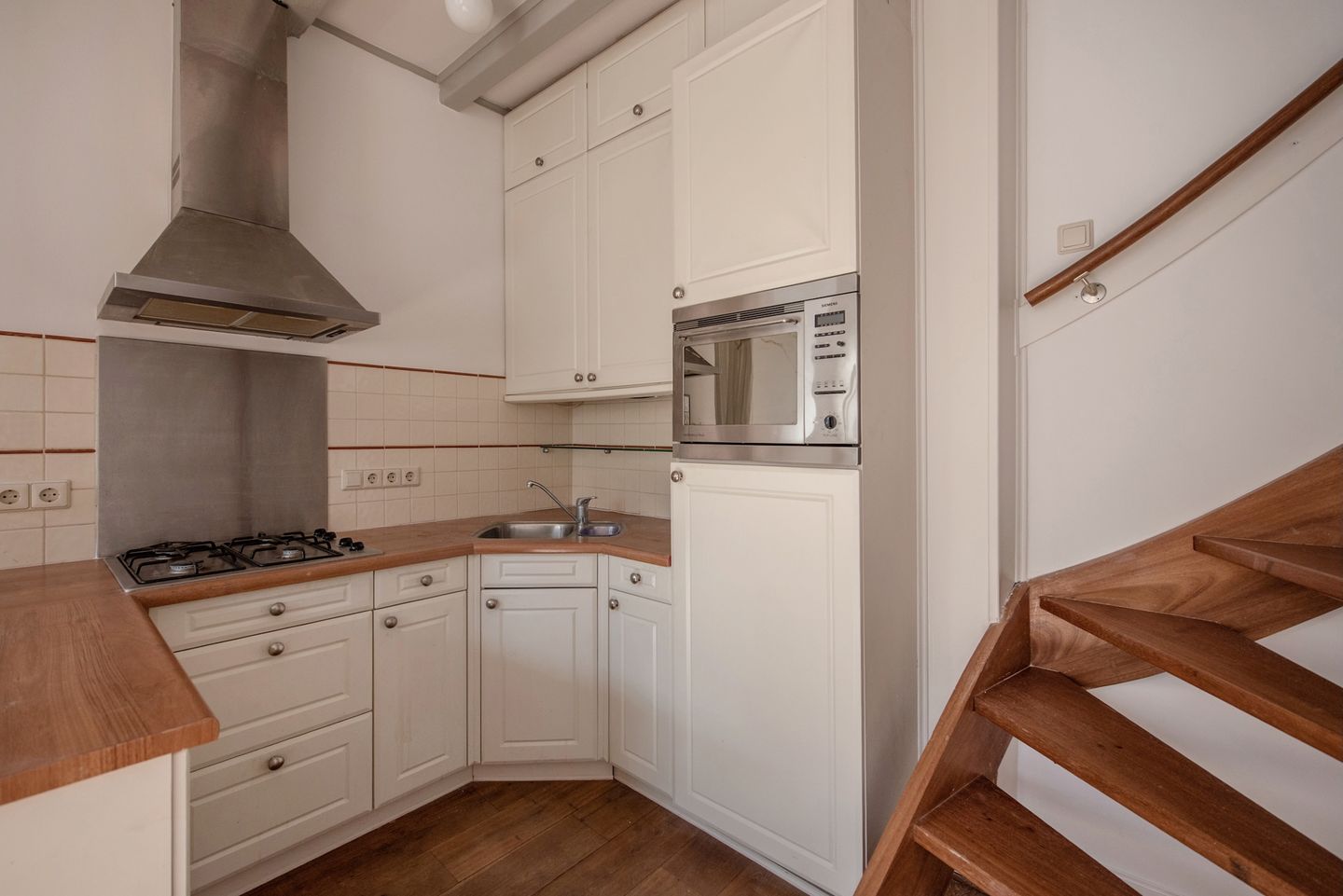 Foto 10 van Denneweg 168