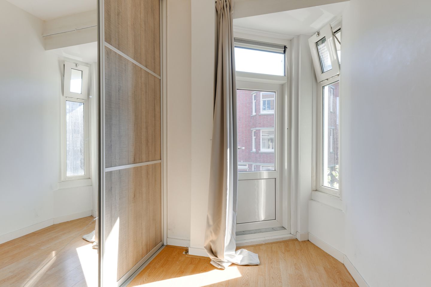 Foto 19 van Cornelis van der Lijnstraat 69